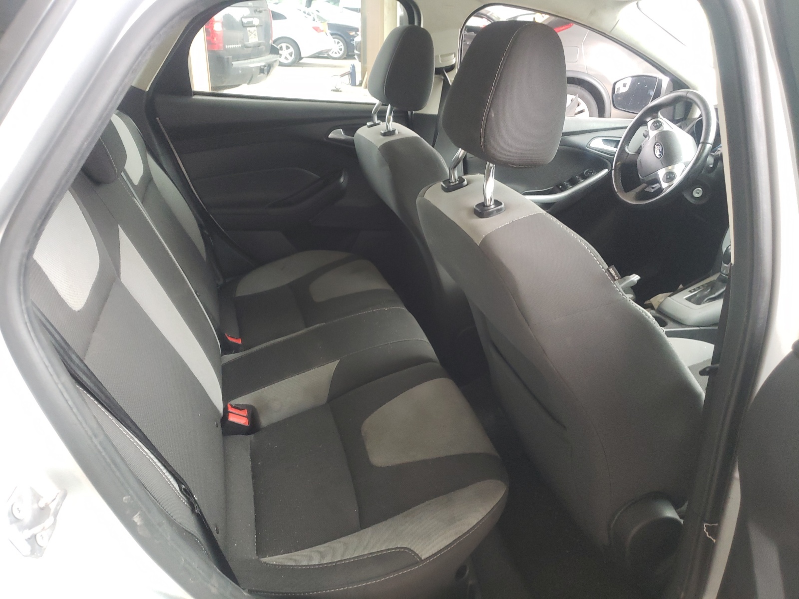 Фото 6 с аукциона – 2012 FORD FOCUS SE с VIN 1FAHP3K25CL352739