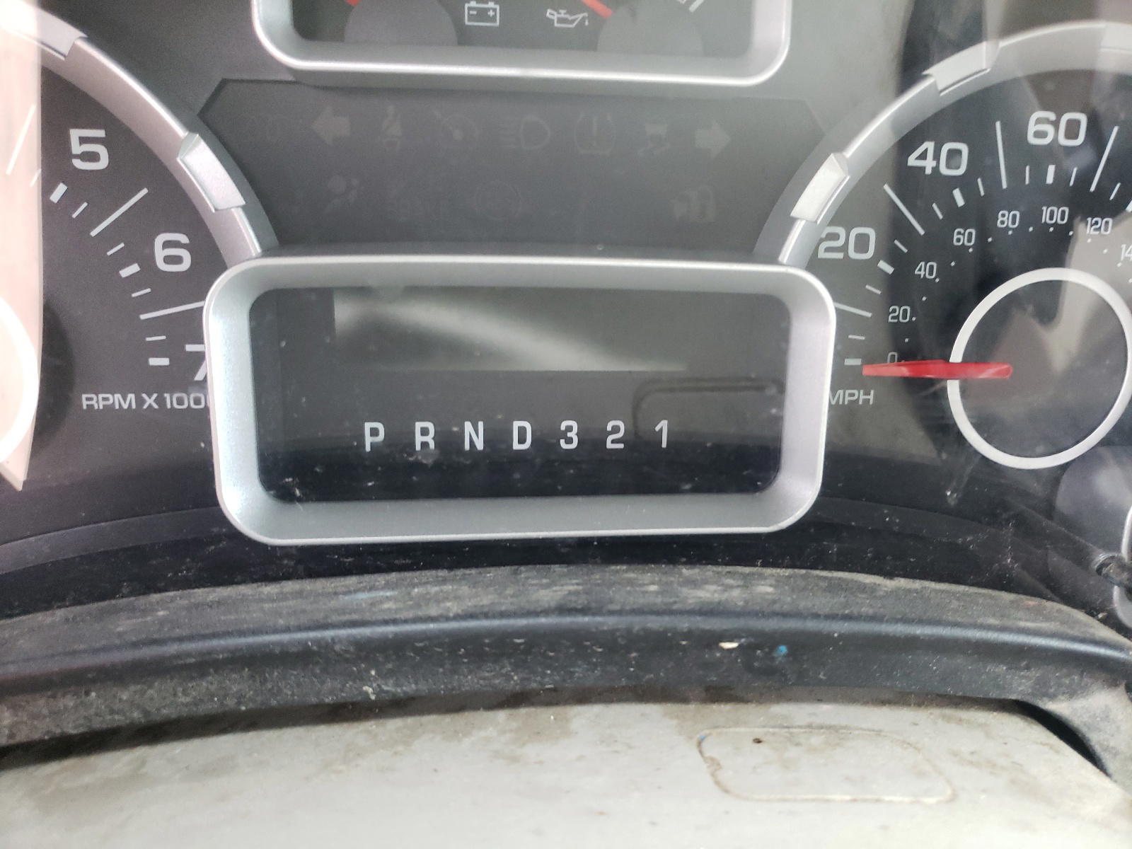 Photo 8 from auction – 2011 FORD EXPEDITION with VIN 1FMJU1G5XBEF33720
