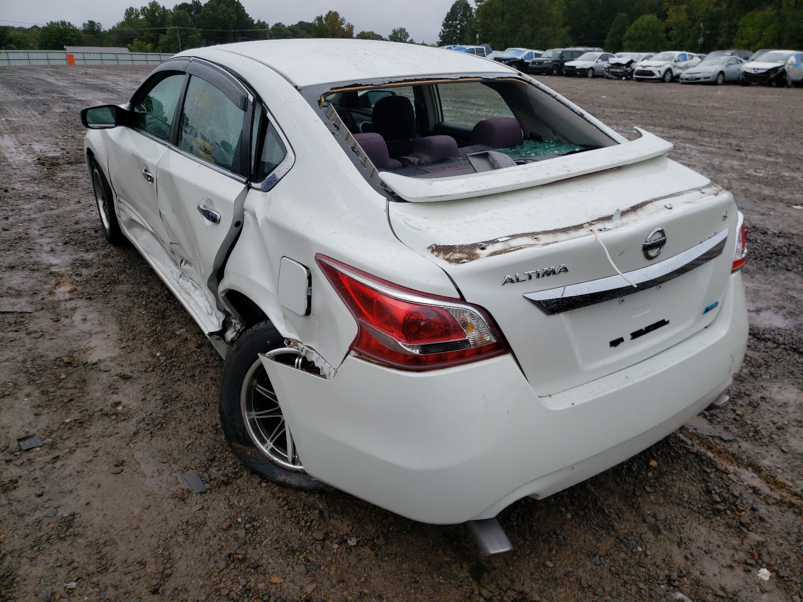 Photo 3 from auction – 2013 NISSAN ALTIMA 2.5 with VIN 1N4AL3AP7DN446377