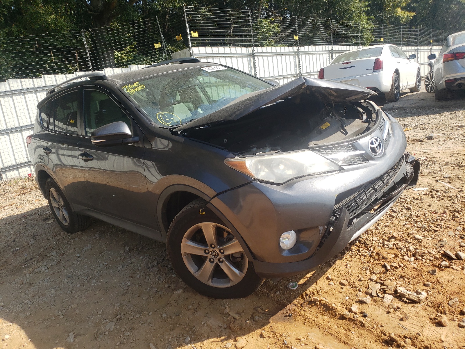 TOYOTA RAV4 XLE 2015 with VIN 2T3WFREV5FW223396 - Photo from auction