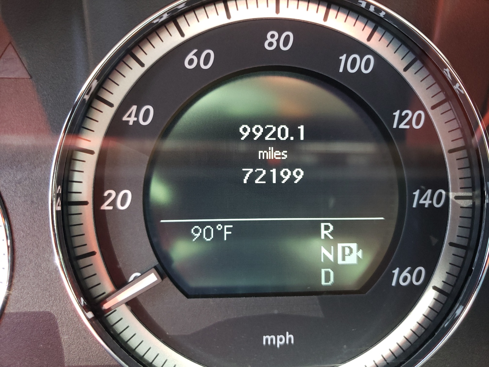 Photo 8 from auction – 2011 MERCEDES-BENZ E 350 4MAT with VIN WDDHF8HBXBA445127