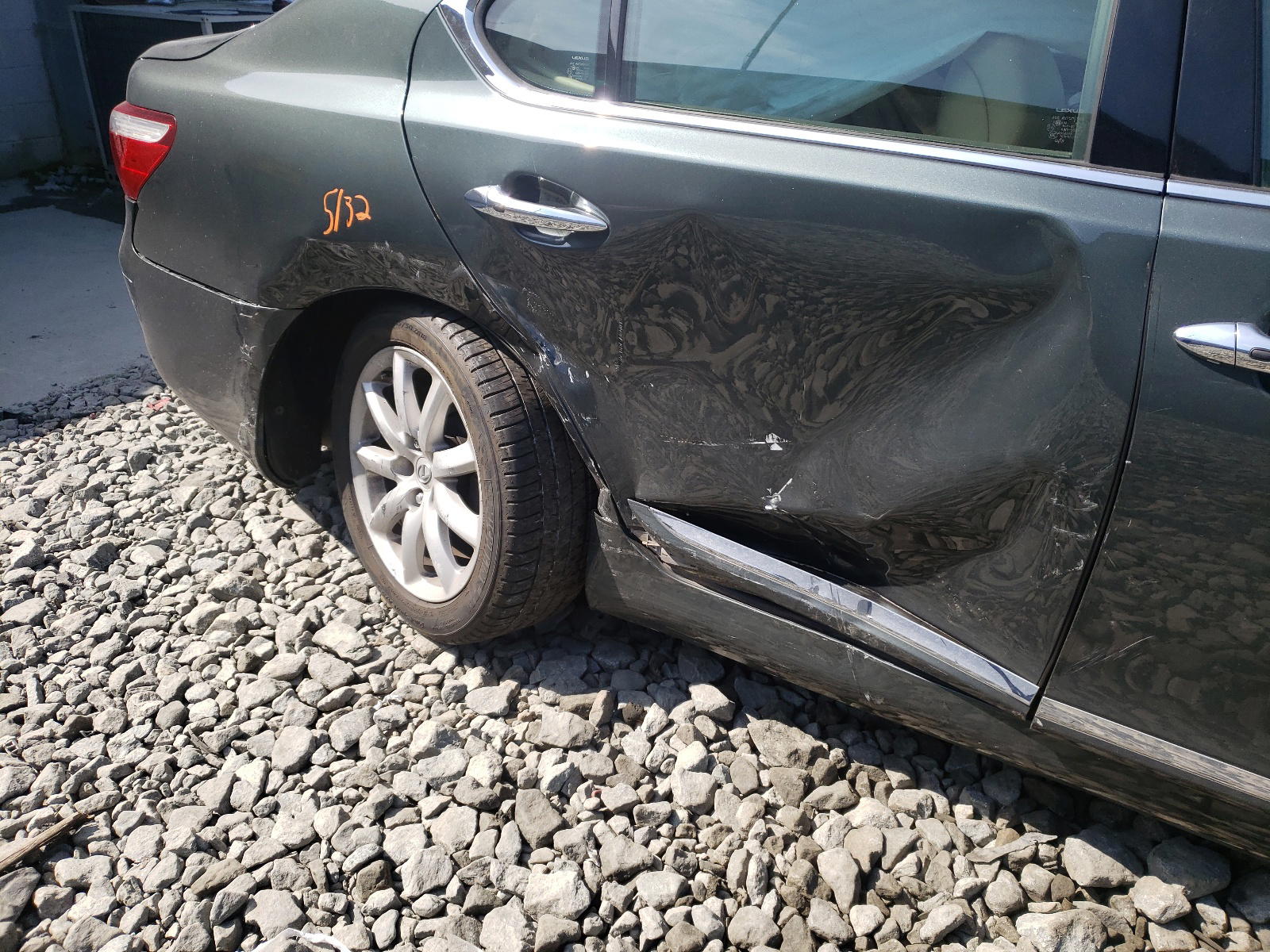 Photo 9 from auction – 2007 LEXUS LS 460 with VIN JTHBL46F675001829