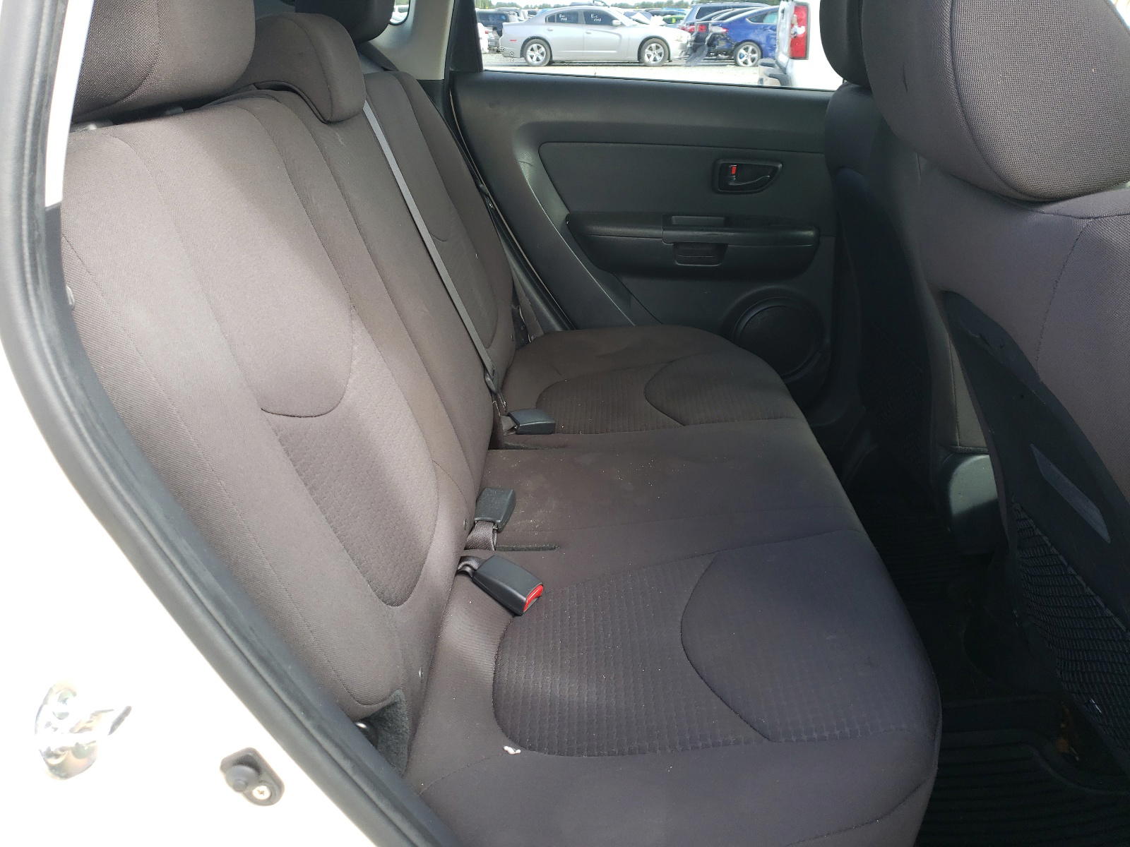 Photo 6 from auction – 2013 KIA SOUL with VIN KNDJT2A53D7760759