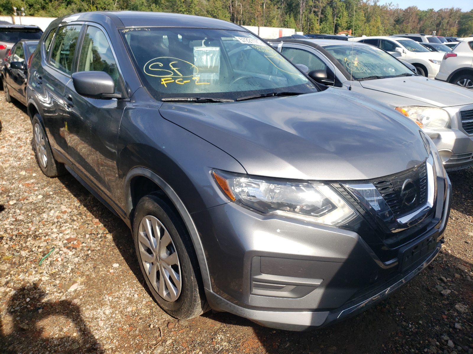 Photo 1 from auction – 2017 NISSAN ROGUE S with VIN KNMAT2MV9HP604145