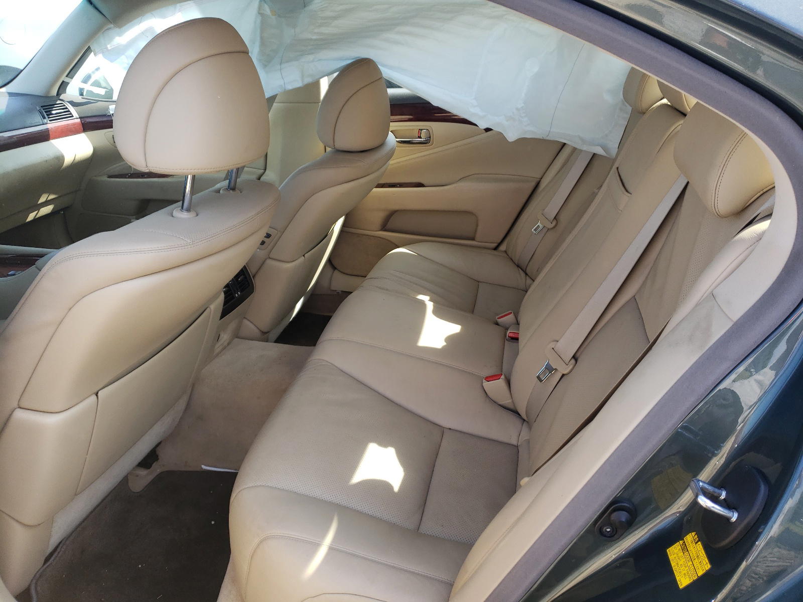 Photo 6 from auction – 2007 LEXUS LS 460 with VIN JTHBL46F675001829