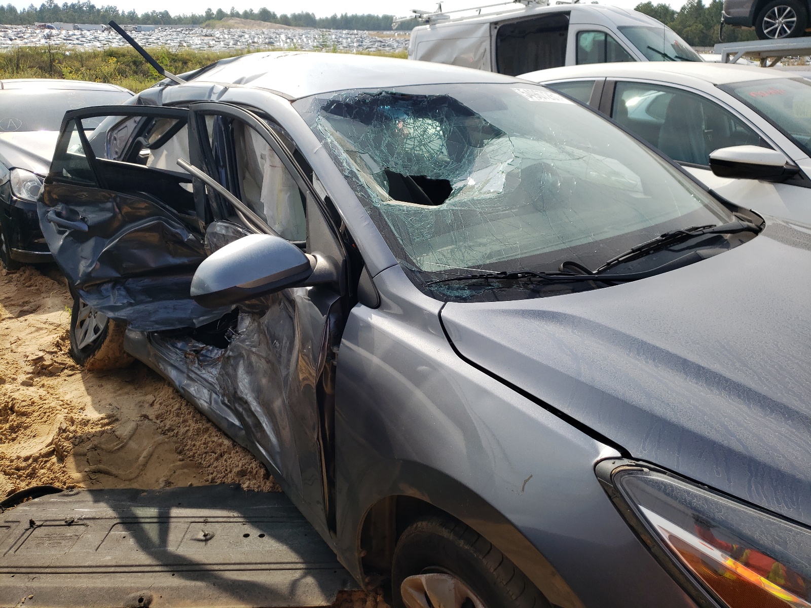 Photo 9 from auction – 2019 KIA RIO S with VIN 3KPA24AB9KE210595