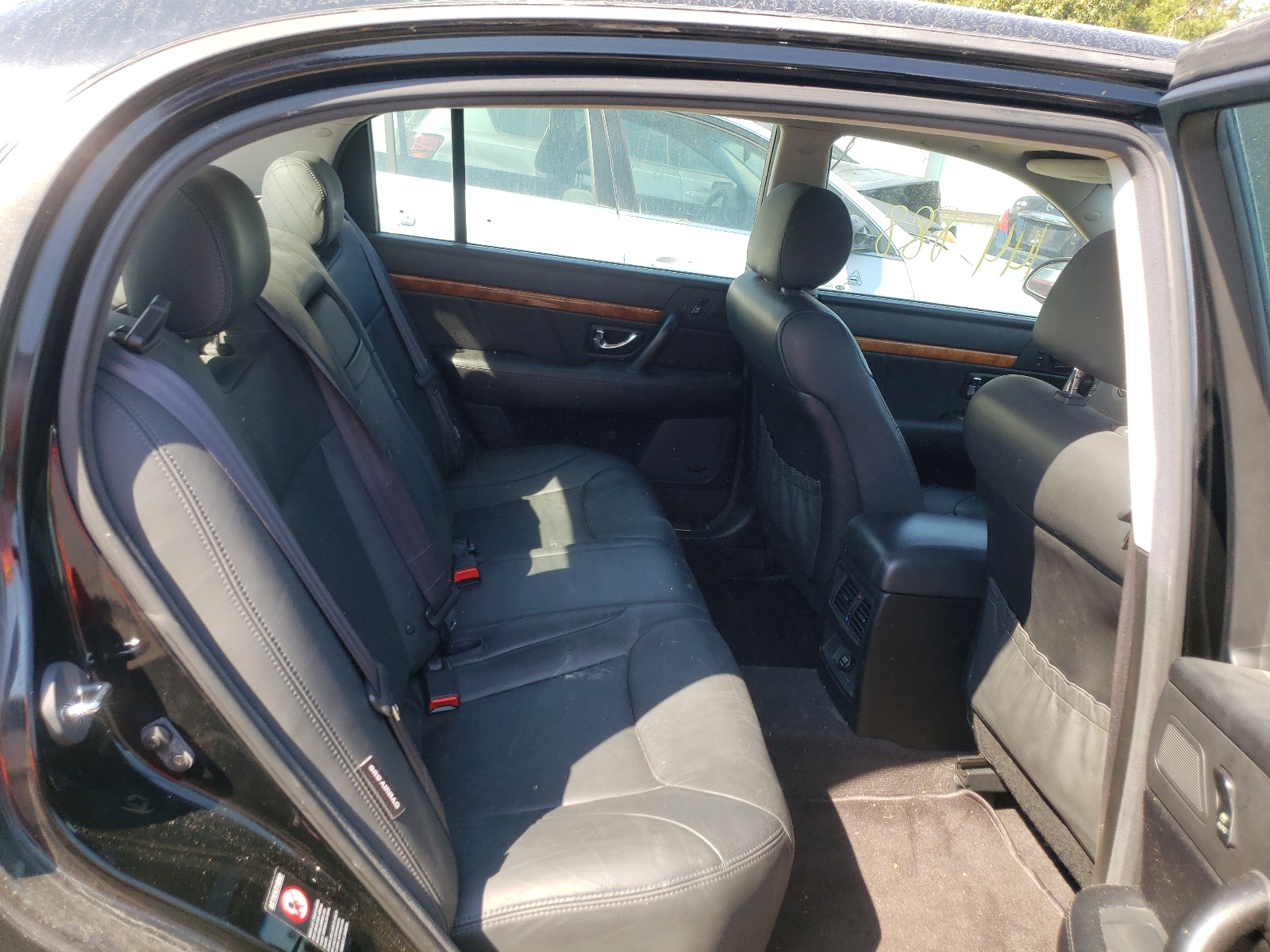 Photo 6 from auction – 2005 KIA AMANTI with VIN KNALD124155053658