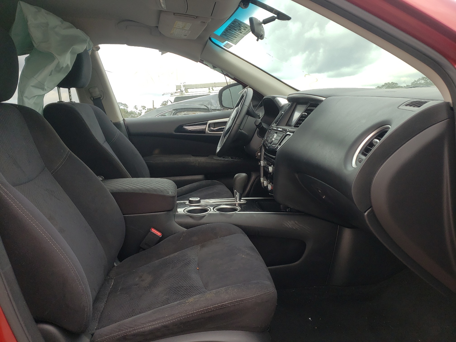 Photo 5 from auction – 2013 NISSAN PATHFINDER with VIN 5N1AR2MM6DC642290