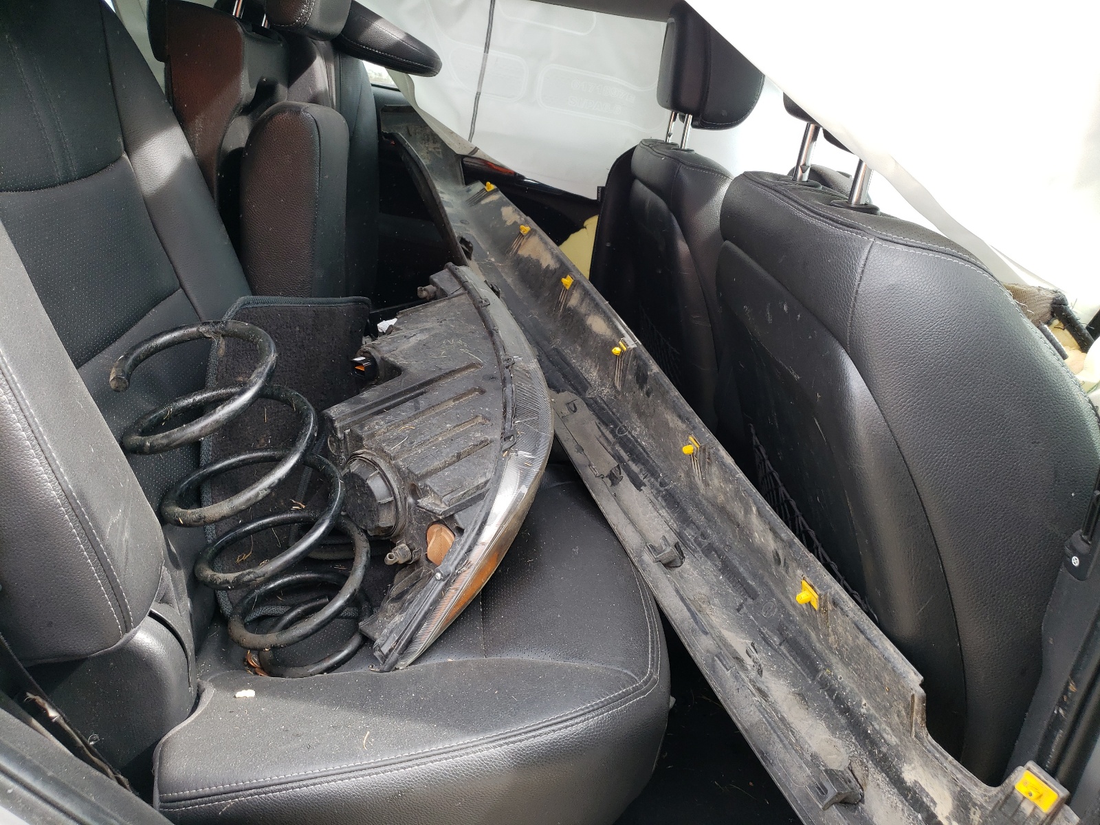 Photo 6 from auction – 2011 KIA SORENTO EX with VIN 5XYKU4A2XBG172022