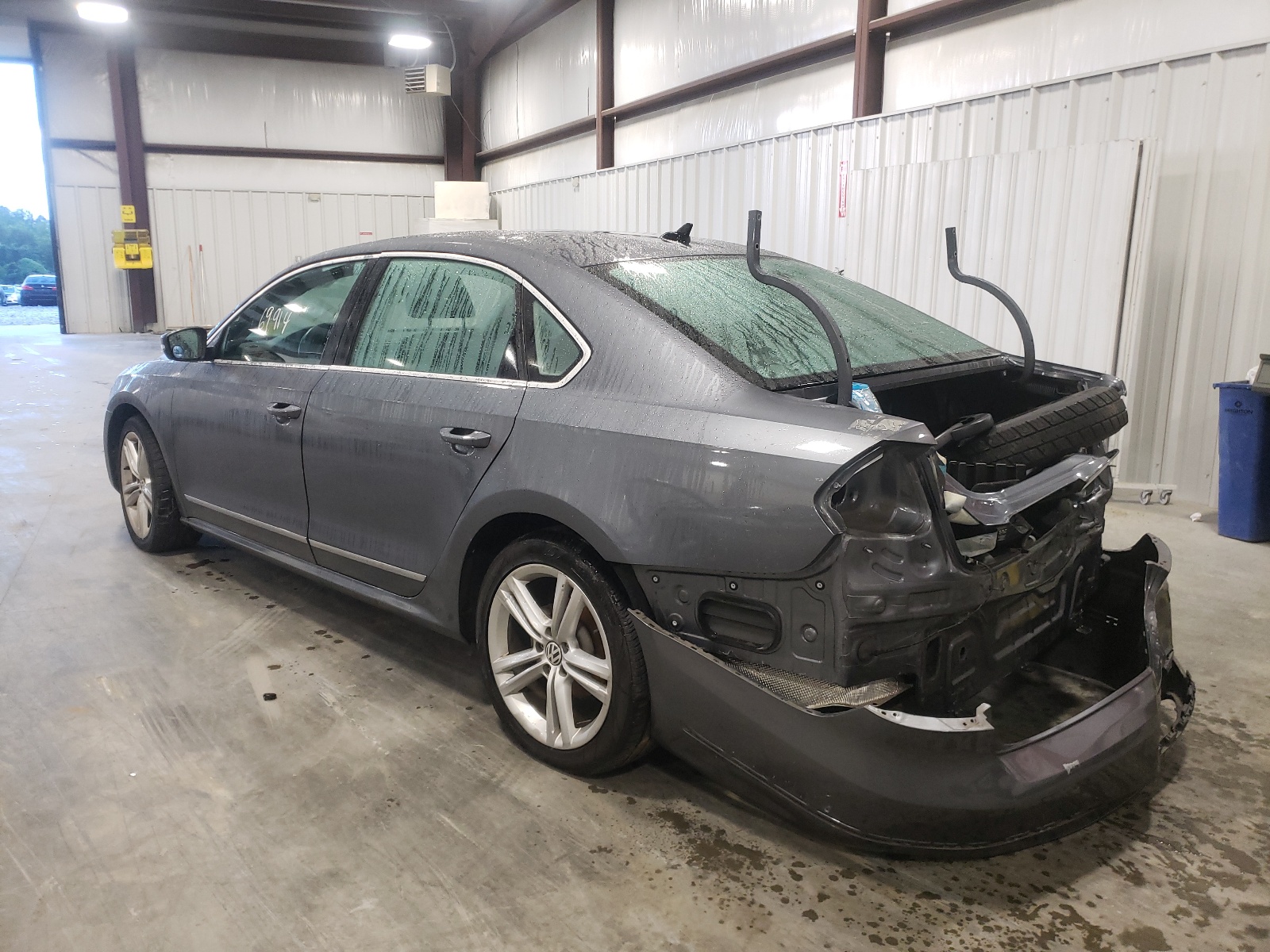 Photo 3 from auction – 2014 VOLKSWAGEN PASSAT SE with VIN 1VWBN7A3XEC089865