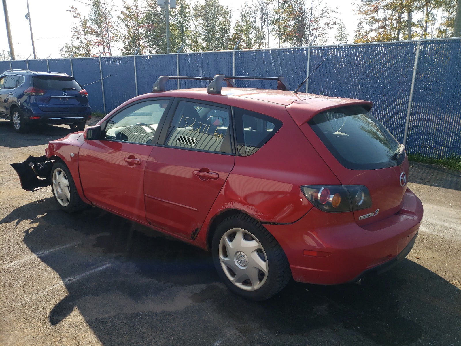 Фото 3 с аукциона – 2005 MAZDA 3 HATCHBAC с VIN JM1BK143151285869