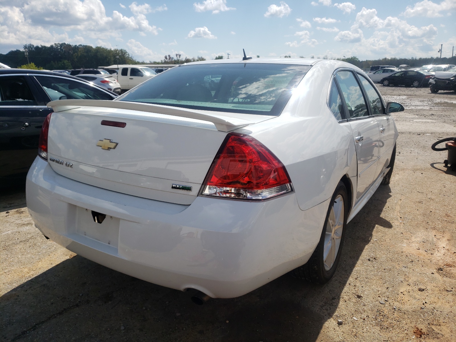 Photo 4 from auction – 2013 CHEVROLET IMPALA LTZ with VIN 2G1WC5E31D1244163