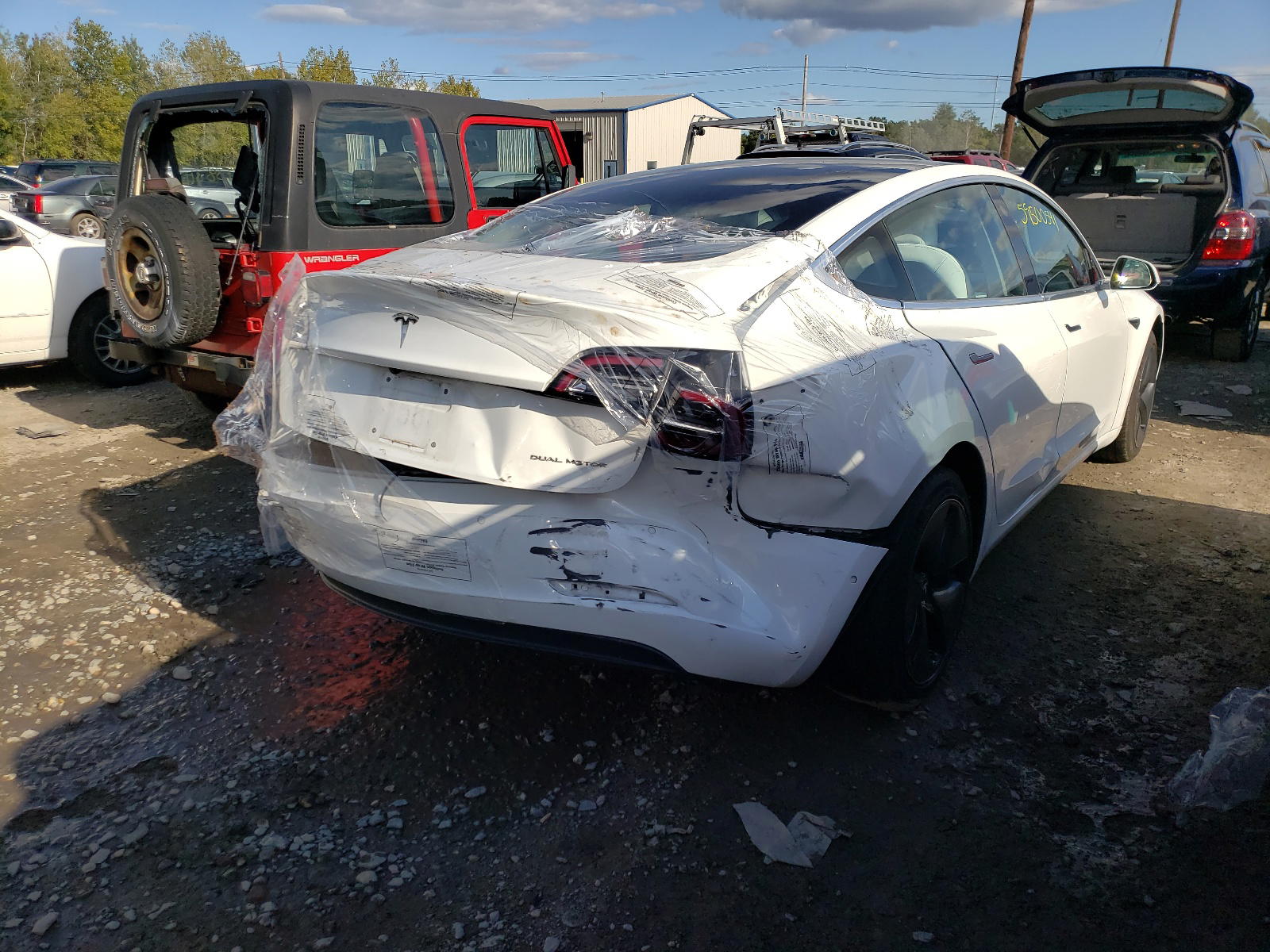 Photo 4 from auction – 2018 TESLA MODEL 3 with VIN 5YJ3E1EB1JF098151