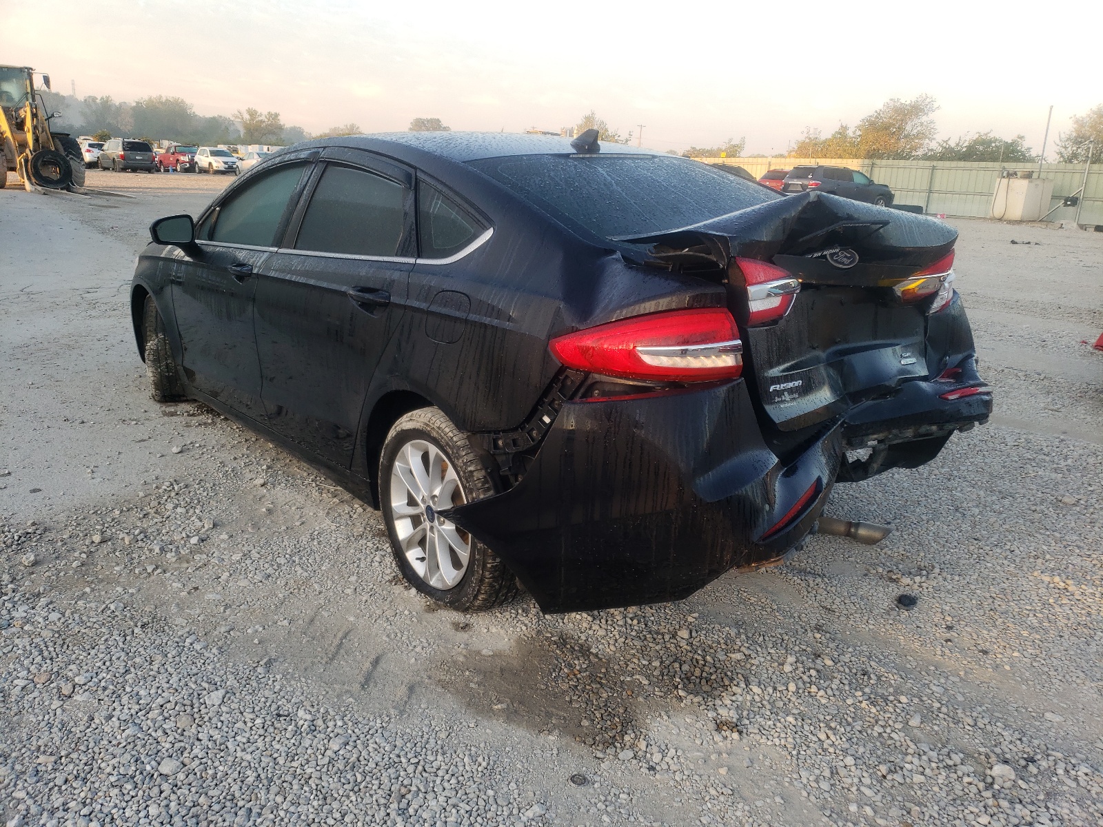 Photo 3 from auction – 2019 FORD FUSION SE with VIN 3FA6P0HD9KR250987