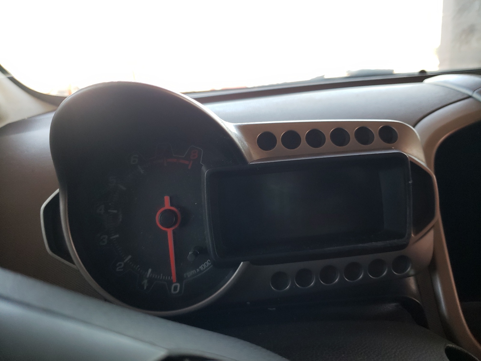 Photo 8 from auction – 2014 CHEVROLET SONIC LT with VIN 1G1JC6SH1E4160723