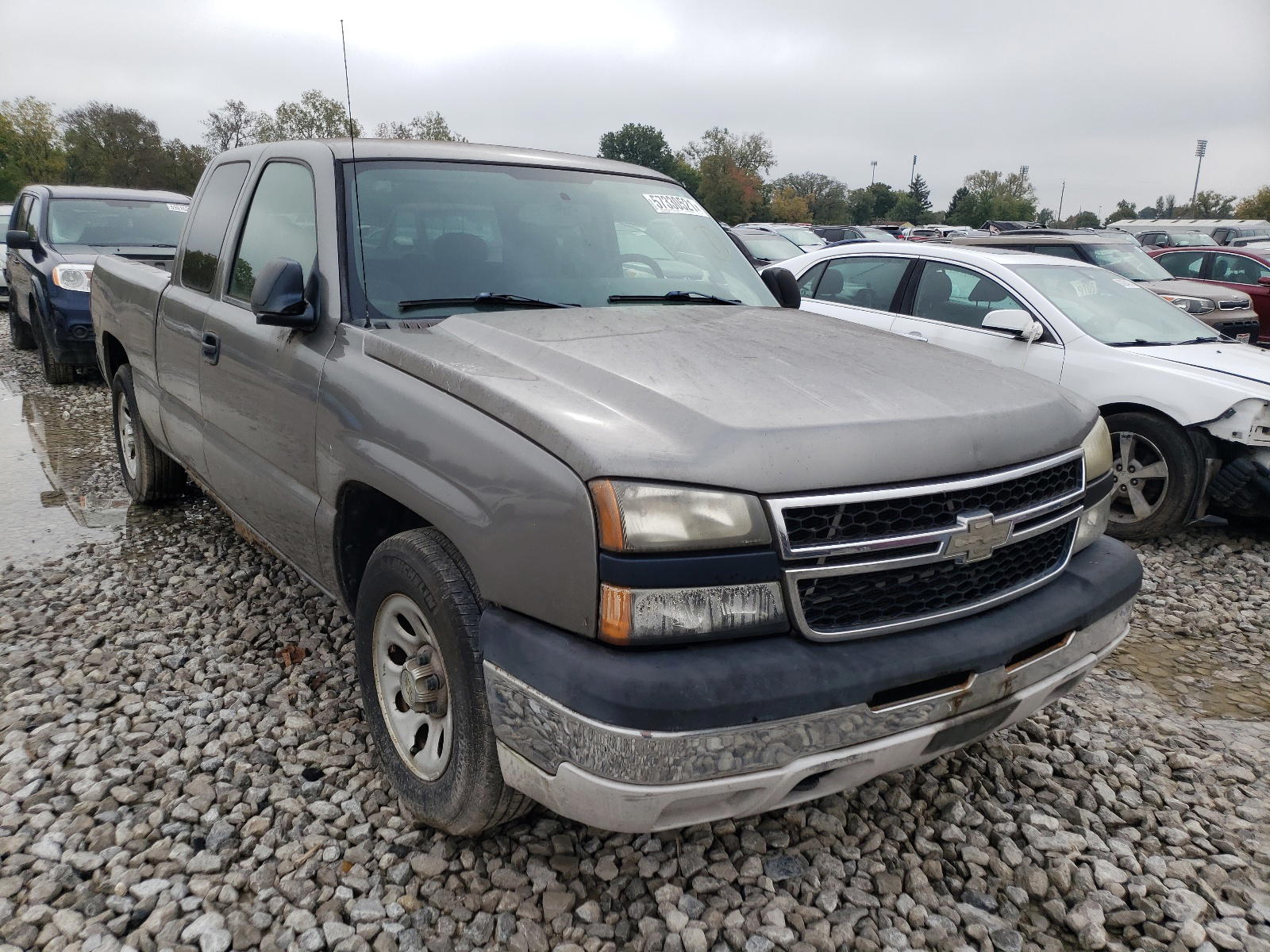 CHEVROLET silverado 2007 with VIN 1GCEC19X87Z134408 - Photo from auction