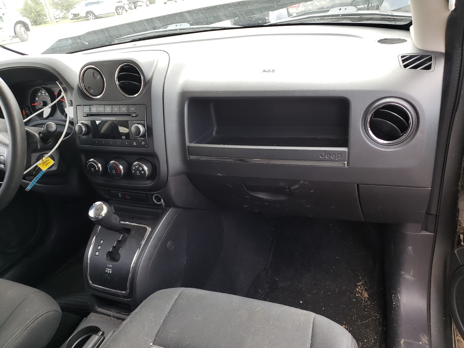 Photo 5 from auction – 2012 JEEP PATRIOT SP with VIN 1C4NJPBAXCD586849