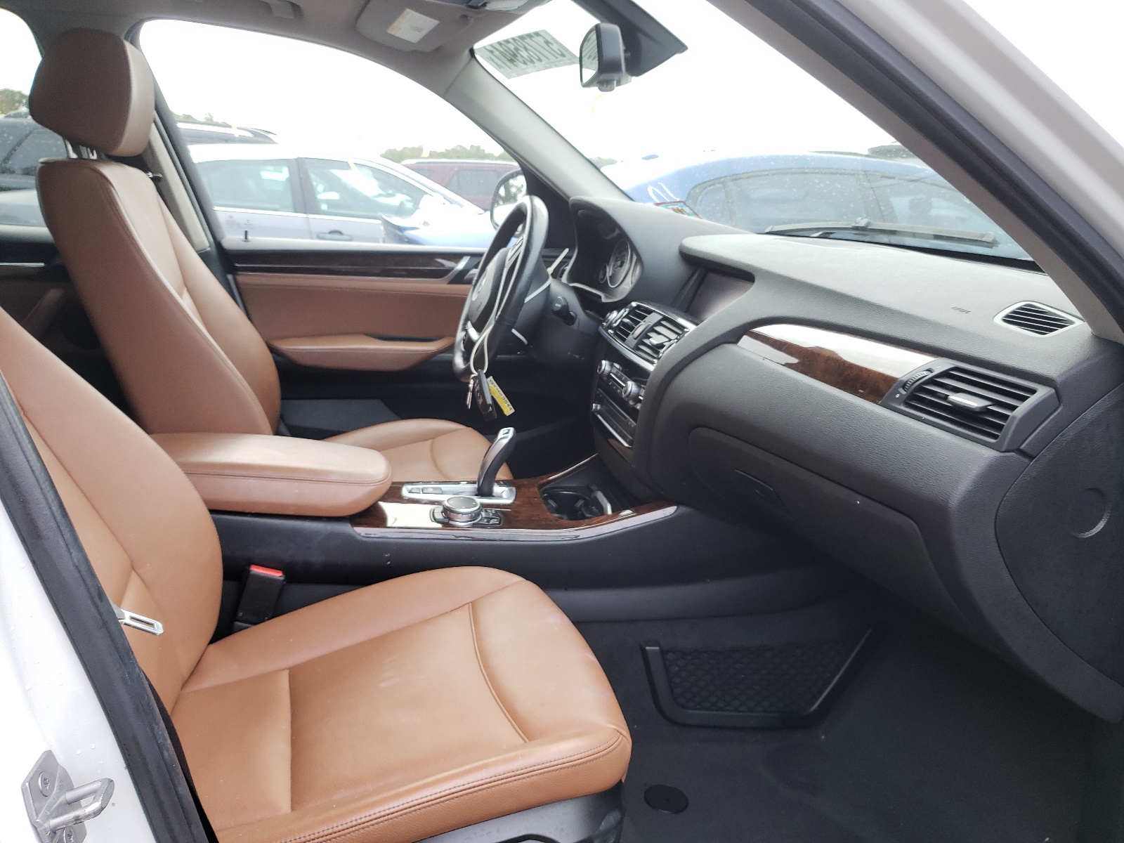 Photo 5 from auction – 2016 BMW X3 XDRIVE2 with VIN 5UXWX9C50G0D77912