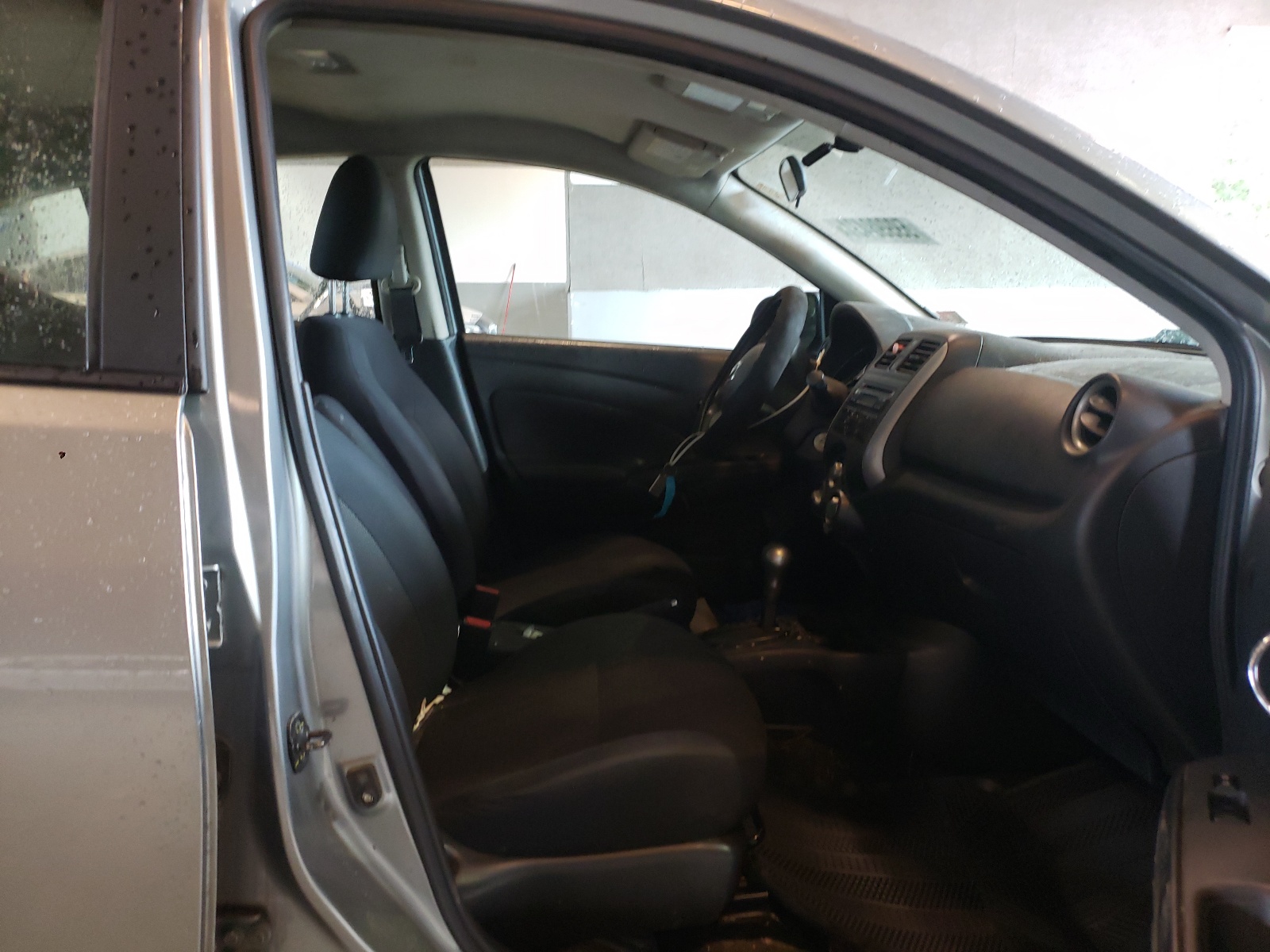 Photo 5 from auction – 2013 NISSAN VERSA S with VIN 3N1CN7AP3DL836772