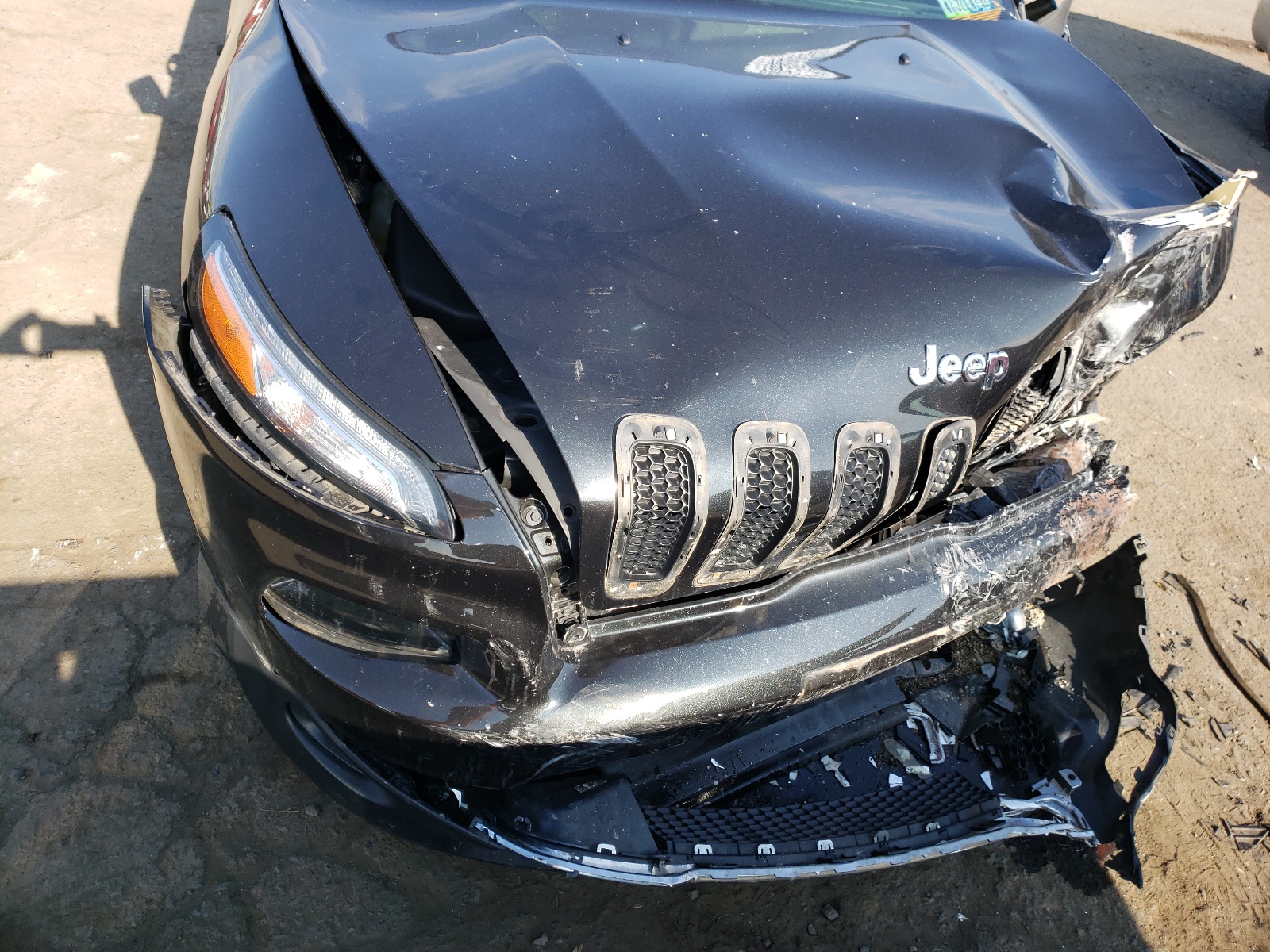 Photo 7 from auction – 2015 JEEP CHEROKEE L with VIN 1C4PJMDS6FW647877