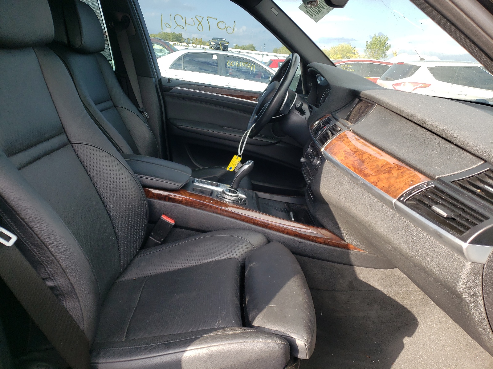 Photo 5 from auction – 2013 BMW X5 XDRIVE3 with VIN 5UXZV4C51D0B19531