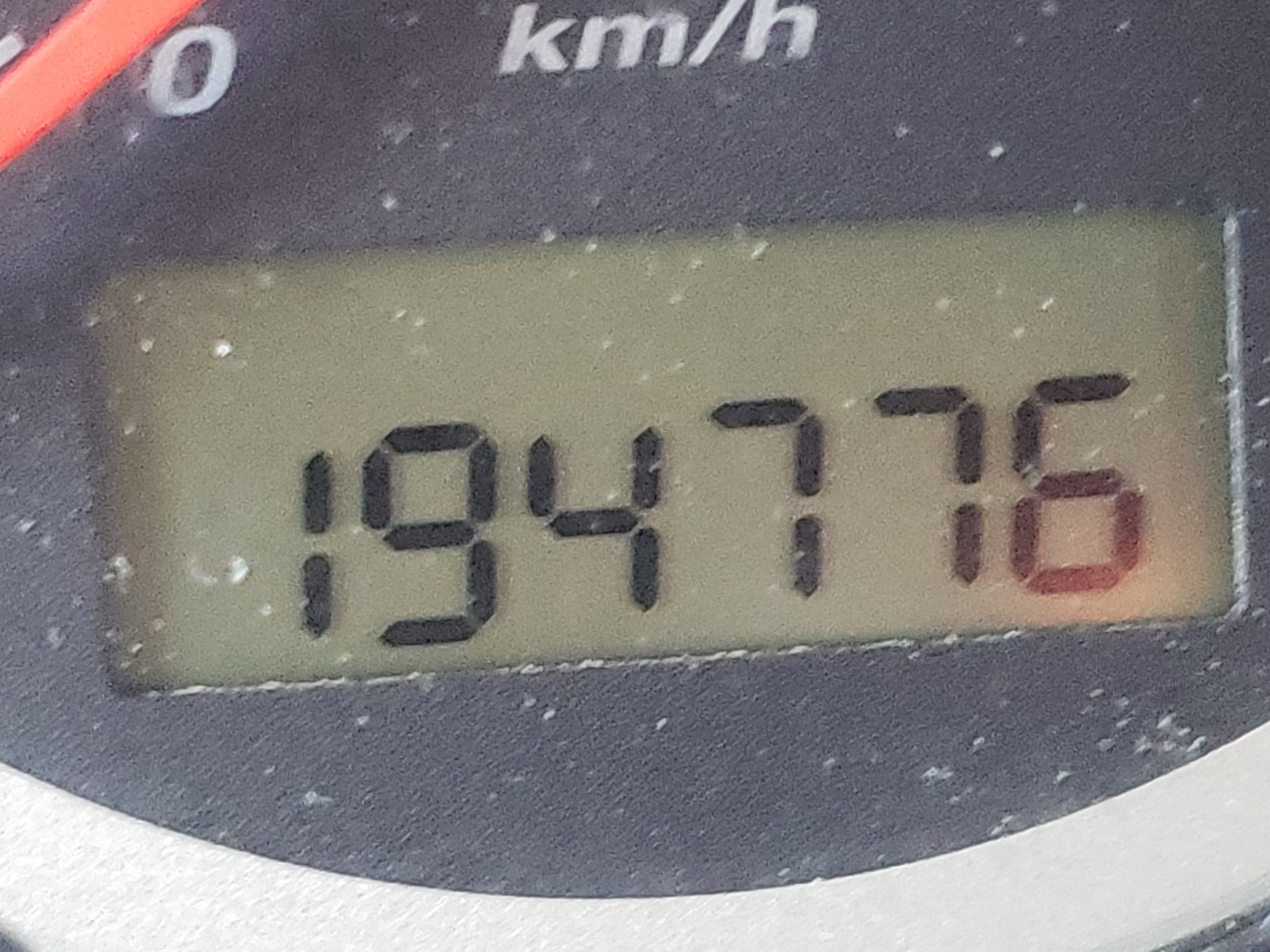 Photo 8 from auction – 2006 HONDA CR-V LX with VIN JHLRD78556C016841