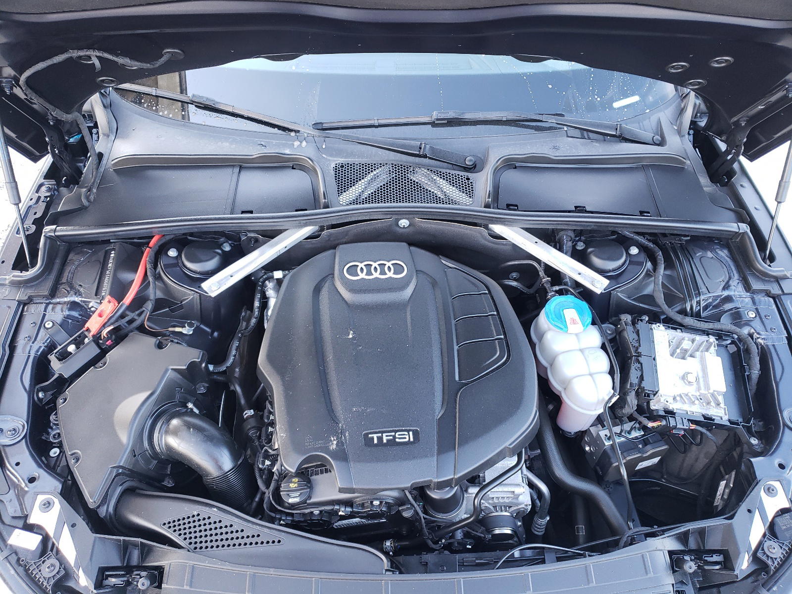 Photo 7 from auction – 2018 AUDI A5 PRESTIG with VIN WAUCNCF50JA068763