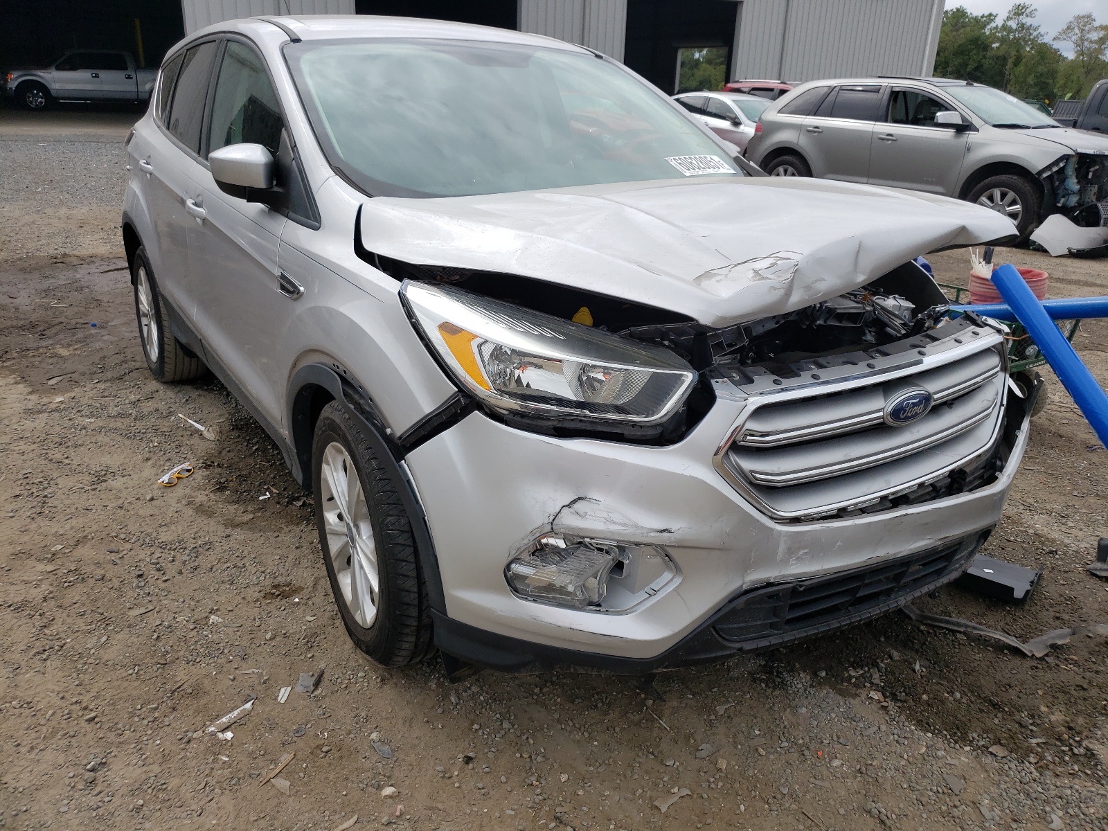Photo 1 from auction – 2017 FORD ESCAPE SE with VIN 1FMCU0GD3HUA99312