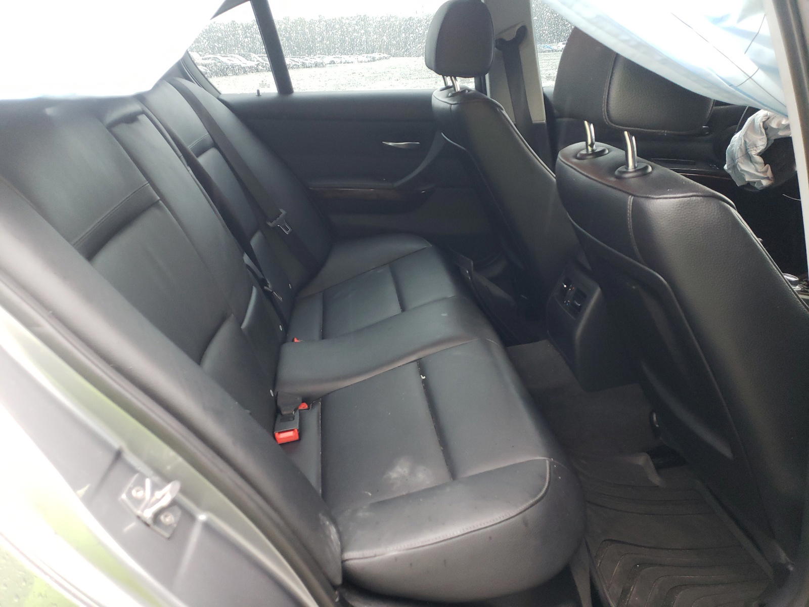 Photo 6 from auction – 2011 BMW 328 I with VIN WBAPH7G58BNN03442