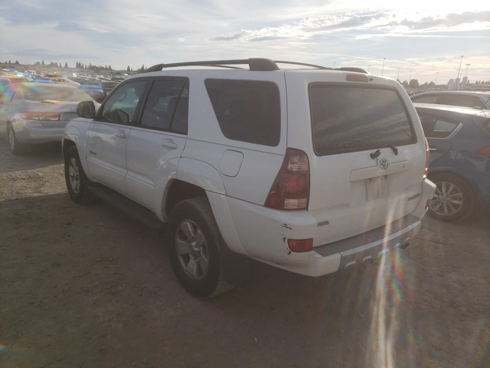 Photo 3 from auction – 2003 TOYOTA 4RUNNER SR with VIN JTEBU14R730016675