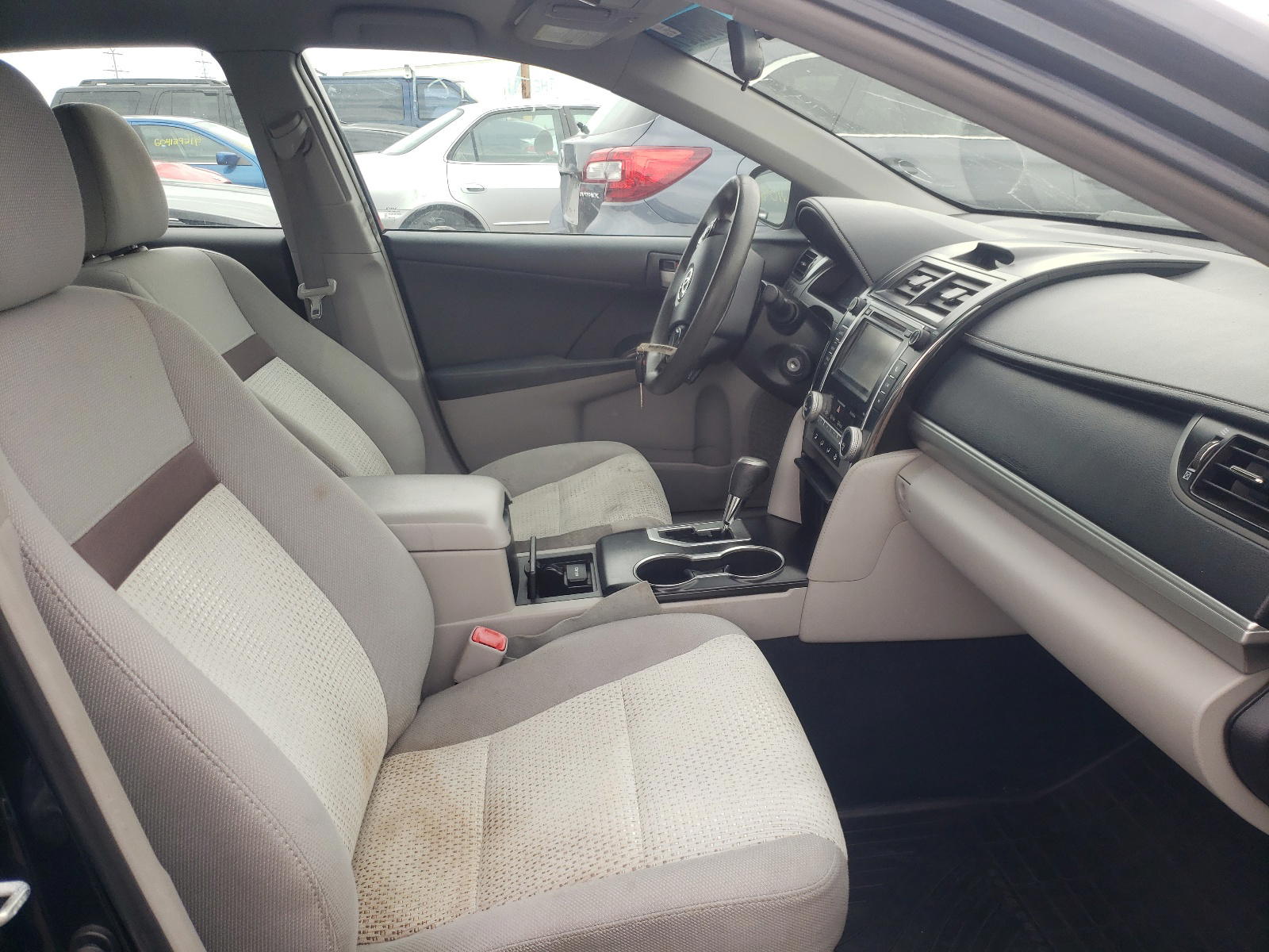 Photo 5 from auction – 2012 TOYOTA CAMRY BASE with VIN 4T1BF1FKXCU034896