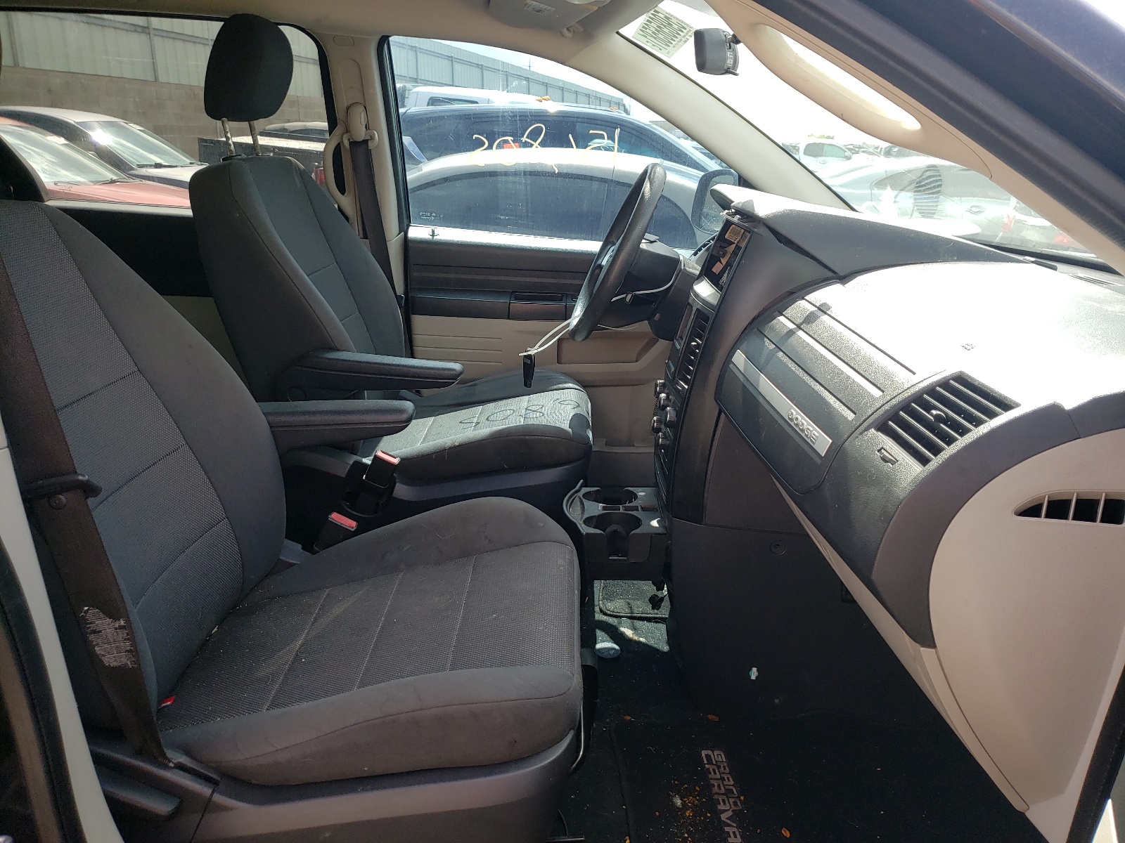 Photo 5 from auction – 2008 DODGE GRAND CARA with VIN 1D8HN44H58B189242
