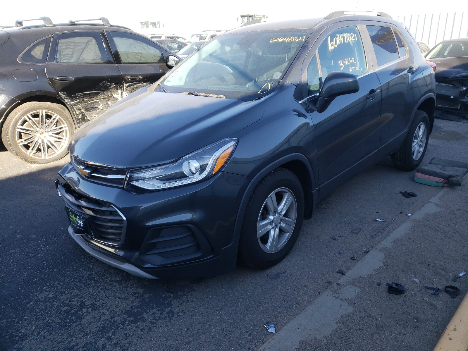 Photo 2 from auction – 2018 CHEVROLET TRAX 1LT with VIN 3GNCJPSB4JL313971