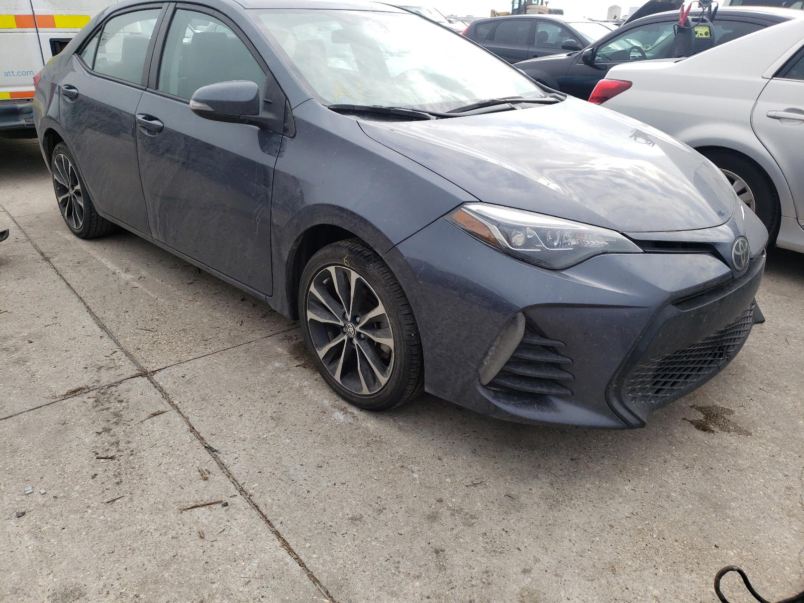 TOYOTA COROLLA 2019 with VIN 5YFBURHE4KP918375 - Photo from auction