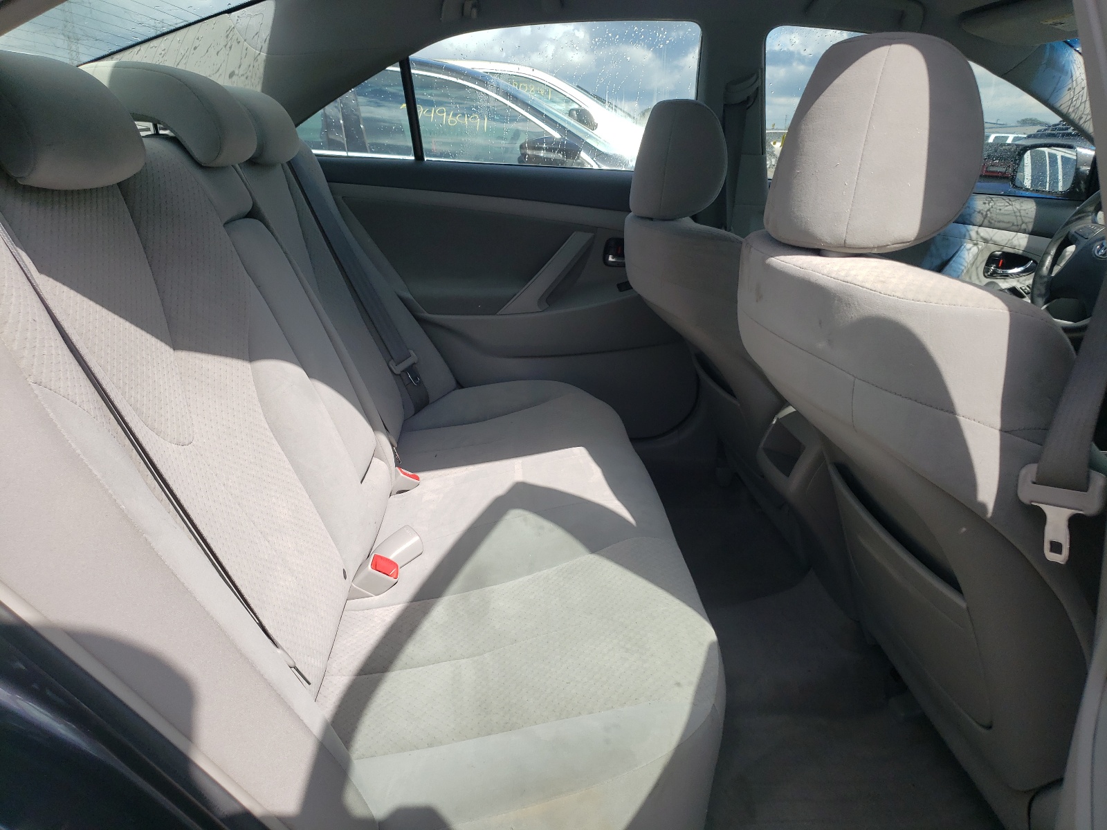 Photo 6 from auction – 2007 TOYOTA CAMRY CE with VIN JTNBE46K273102348