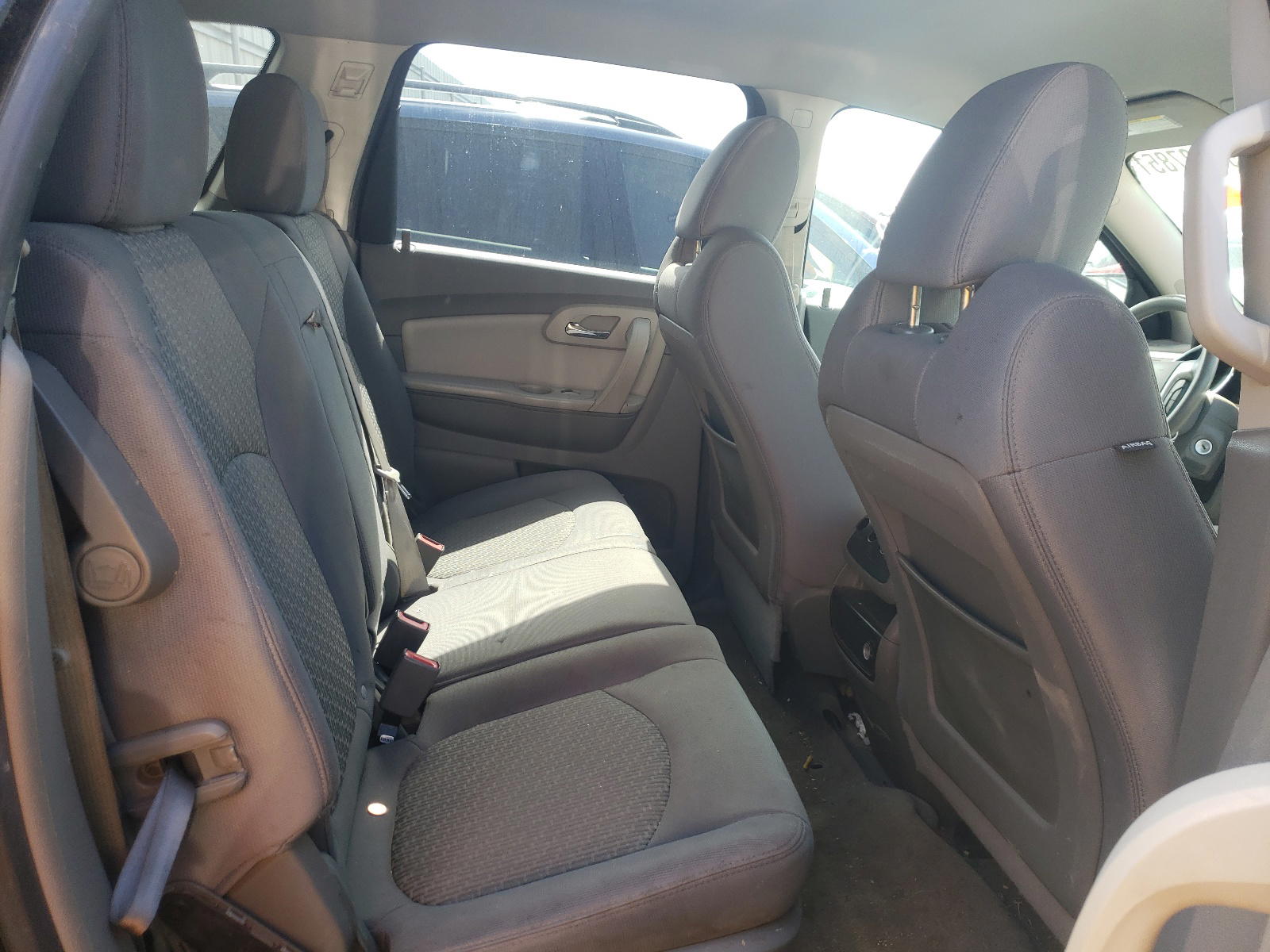 Photo 6 from auction – 2012 CHEVROLET TRAVERSE L with VIN 1GNKVGED2CJ107989