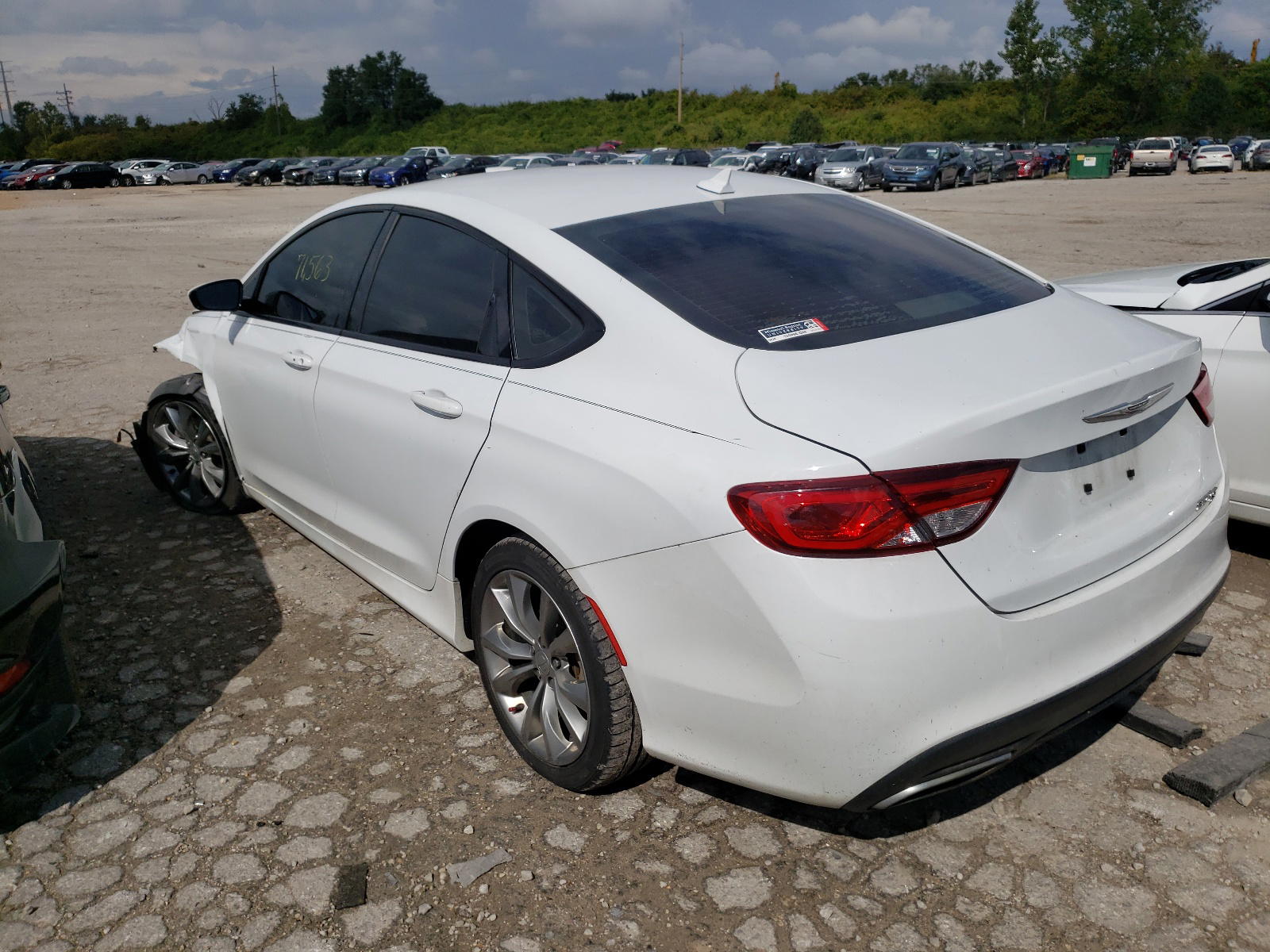 Photo 3 from auction – 2016 CHRYSLER 200 S with VIN 1C3CCCBBXGN130177