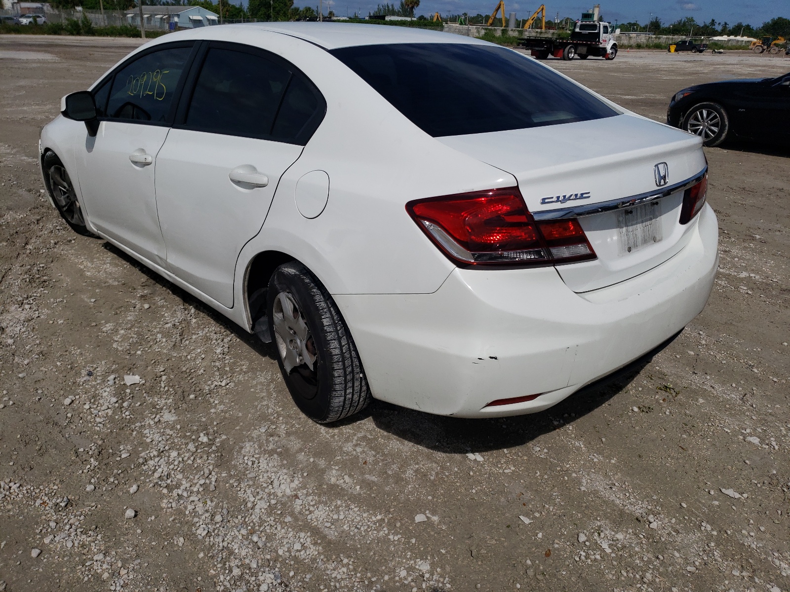 Photo 3 from auction – 2013 HONDA CIVIC LX with VIN 19XFB2F51DE093093