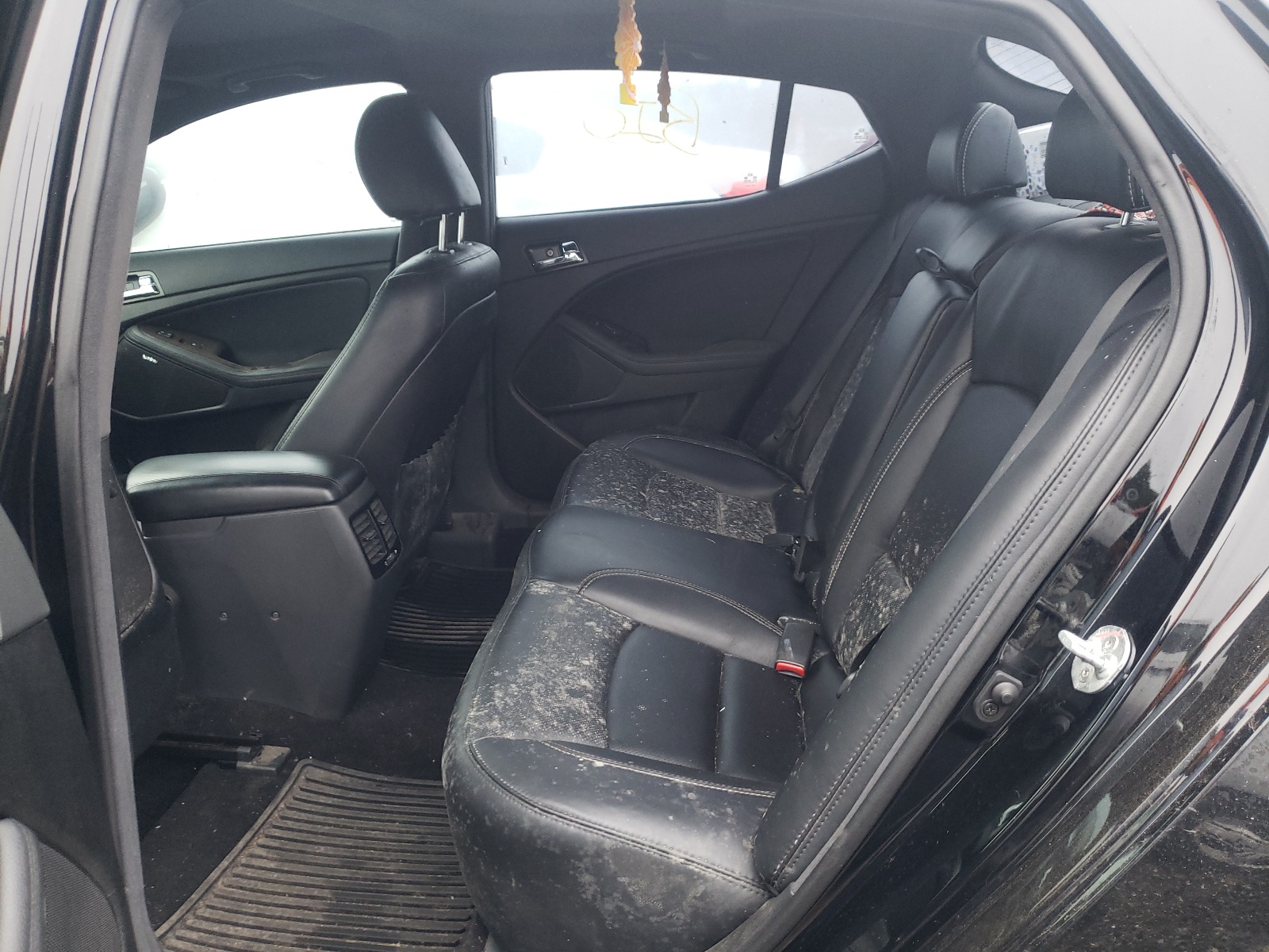 Zdjęcie 6 z aukcji – 2013 KIA OPTIMA SX z VIN 5XXGR4A63DG104906