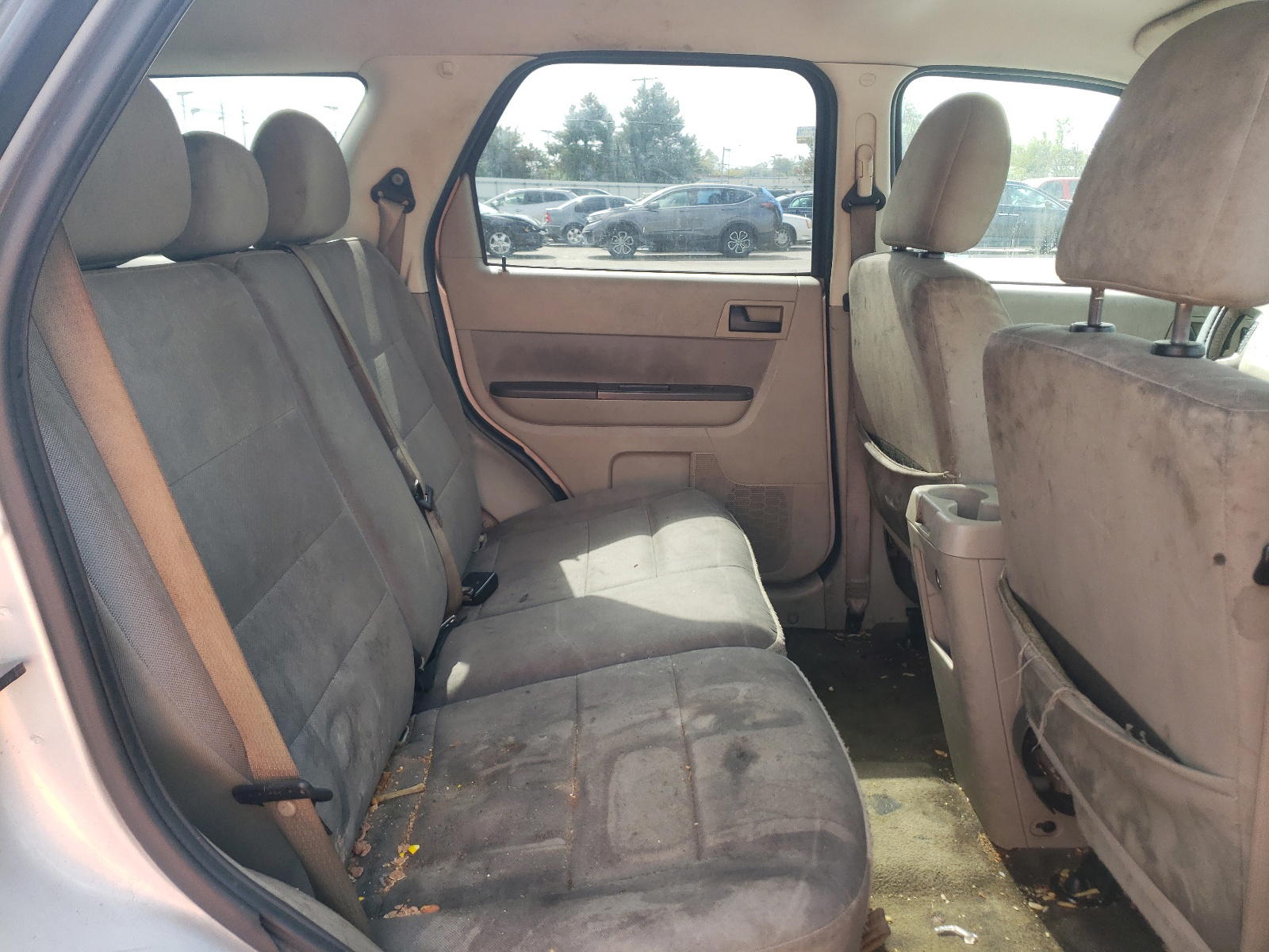 Photo 6 from auction – 2012 FORD ESCAPE XLT with VIN 1FMCU9D77CKB63505
