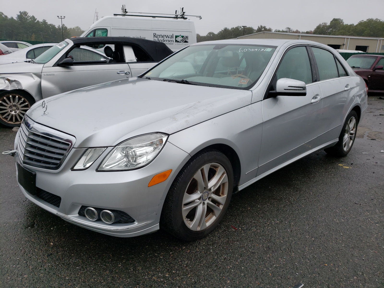 Photo 2 from auction – 2011 MERCEDES-BENZ E 350 4MAT with VIN WDDHF8HB0BA303563