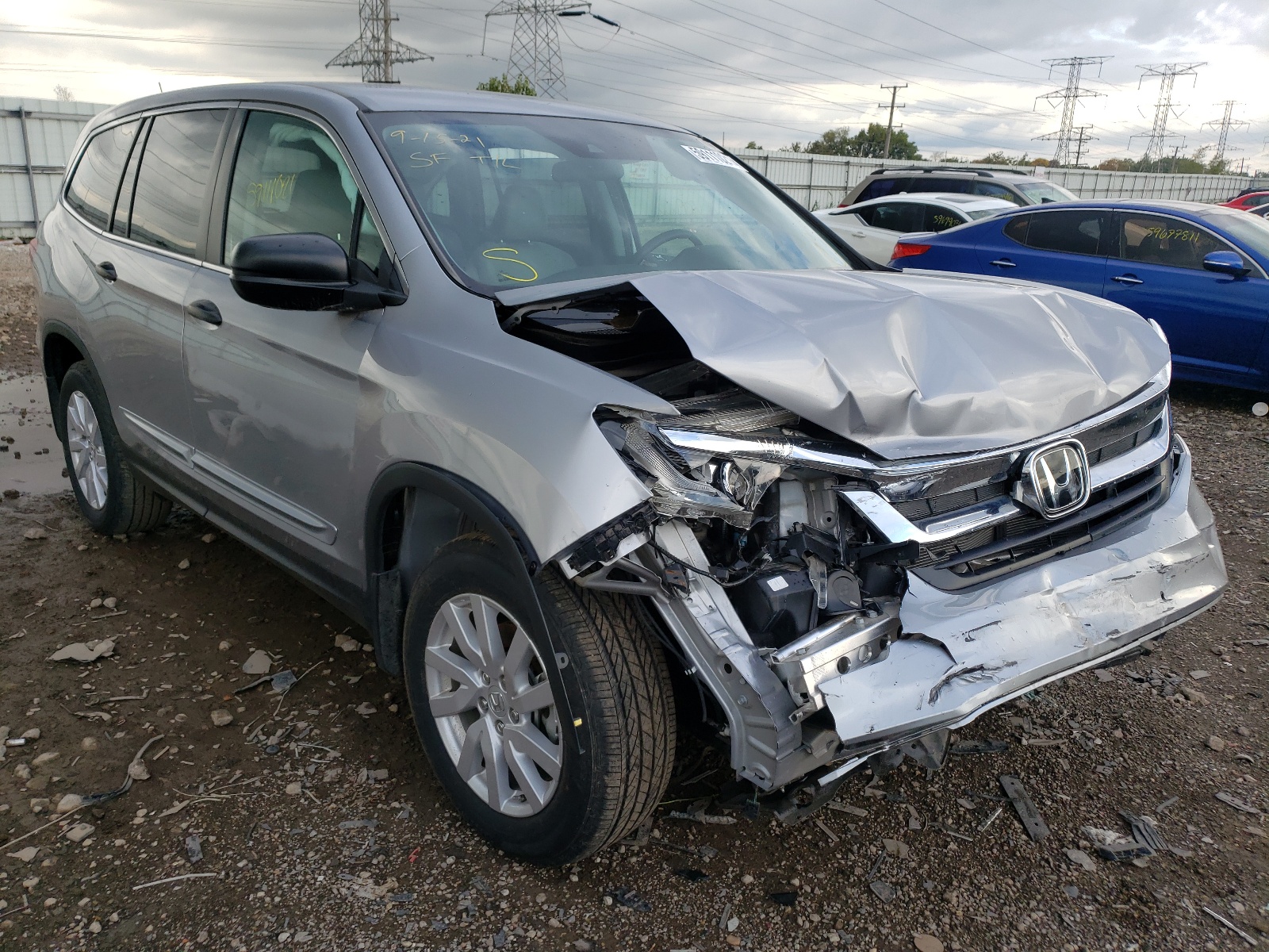 Photo 1 from auction – 2019 HONDA PILOT LX with VIN 5FNYF6H13KB079329