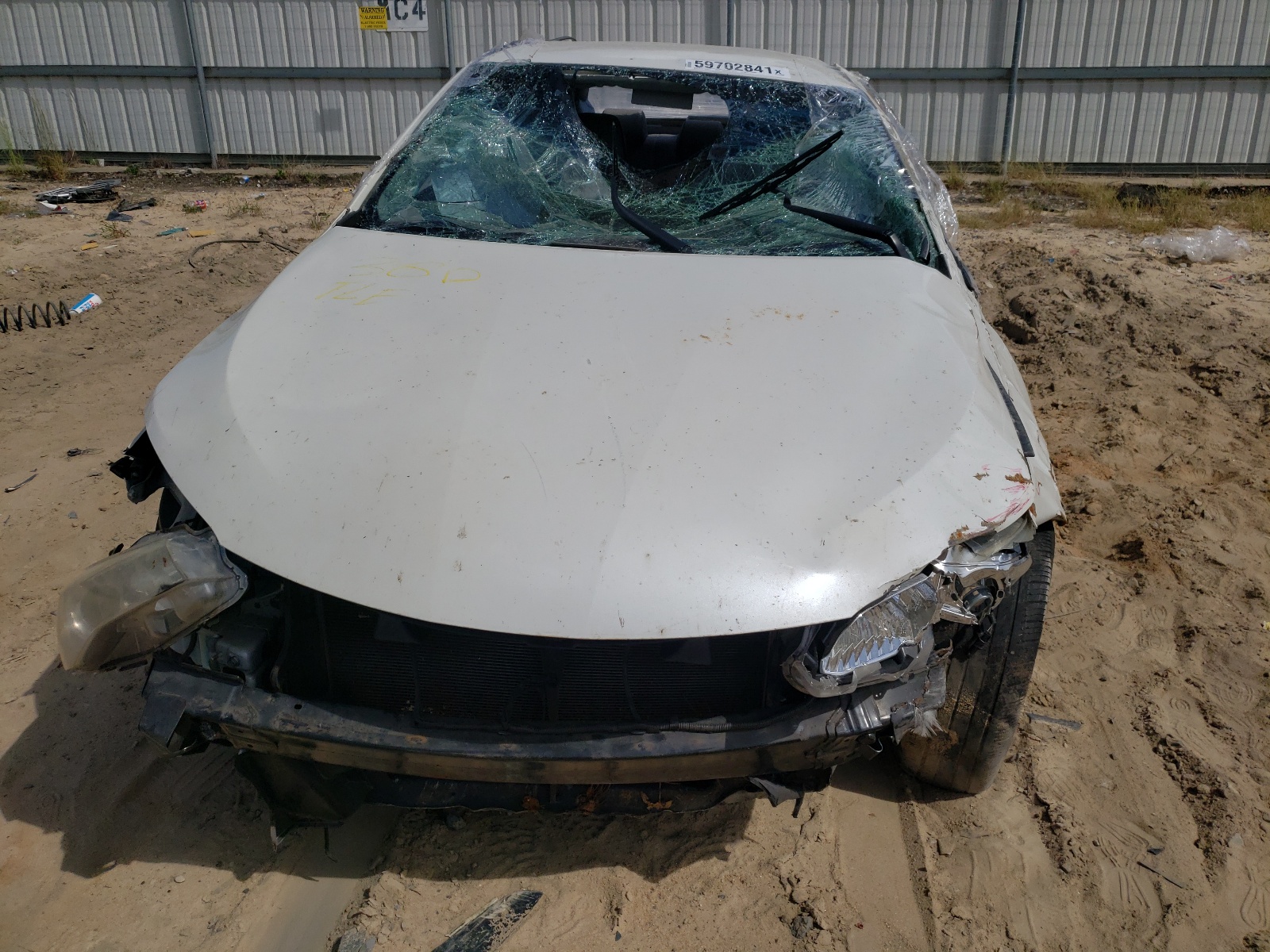 Photo 9 from auction – 2015 TOYOTA CAMRY LE with VIN 4T1BF1FK7FU907444