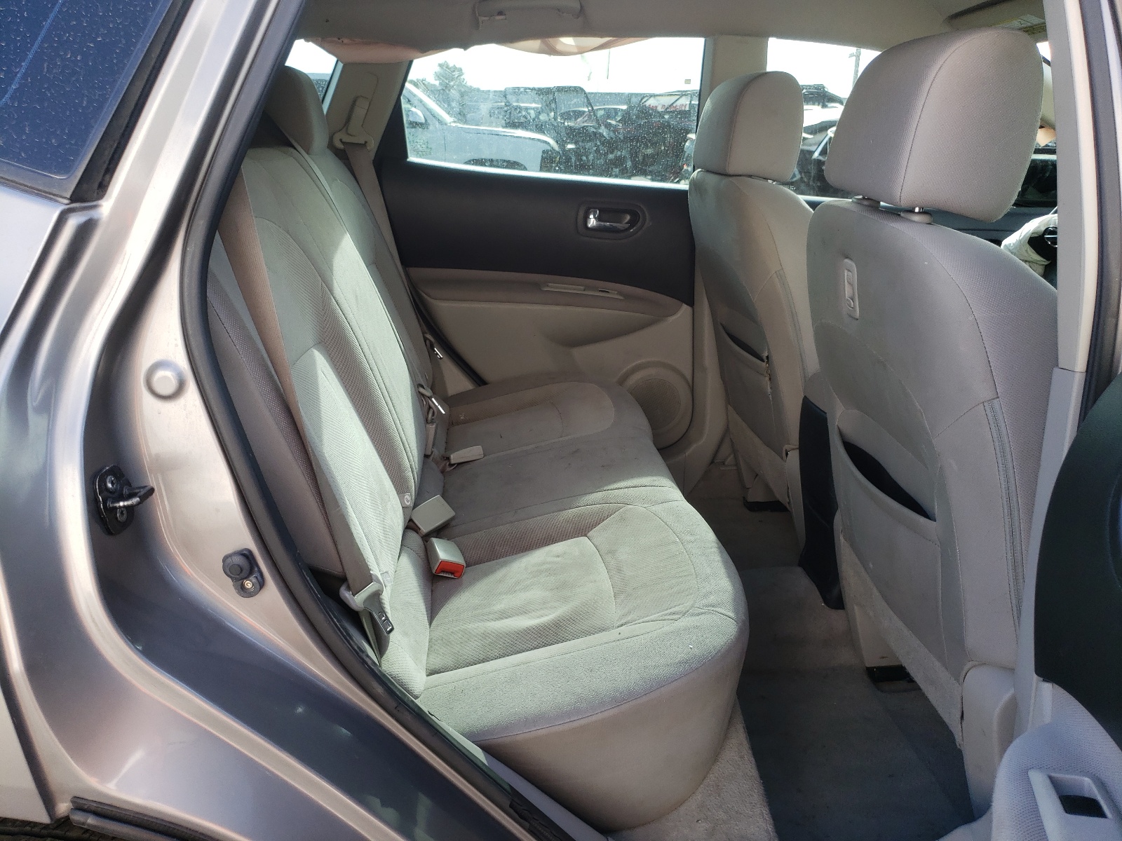 Photo 6 from auction – 2012 NISSAN ROGUE S with VIN JN8AS5MV5CW382629