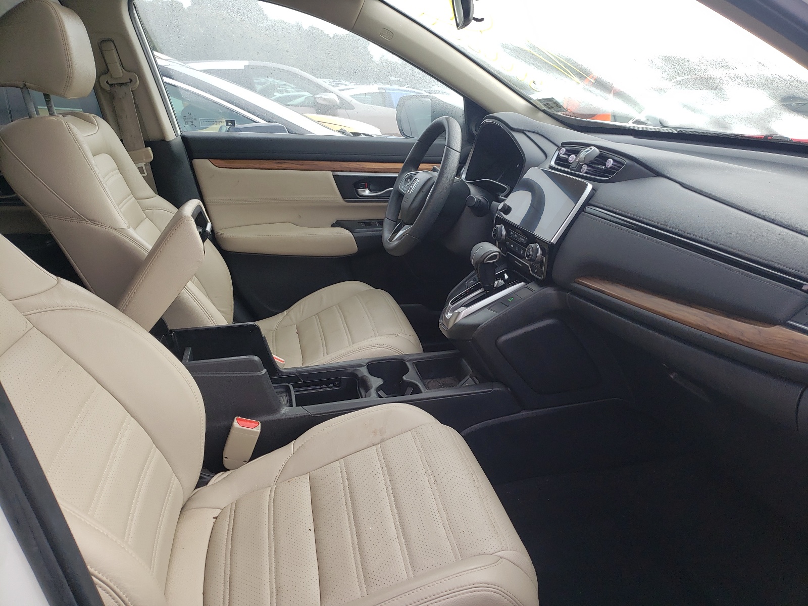 Photo 5 from auction – 2017 HONDA CR-V EX with VIN 2HKRW2H55HH635733