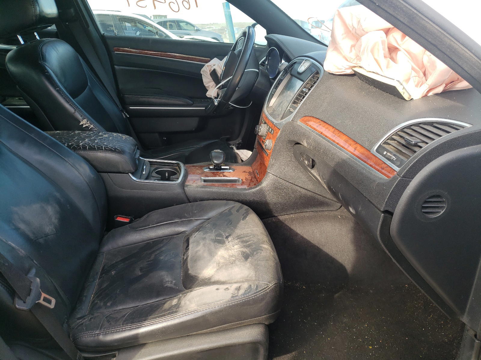 Photo 5 from auction – 2013 CHRYSLER 300 with VIN 2C3CCAAG1DH728180