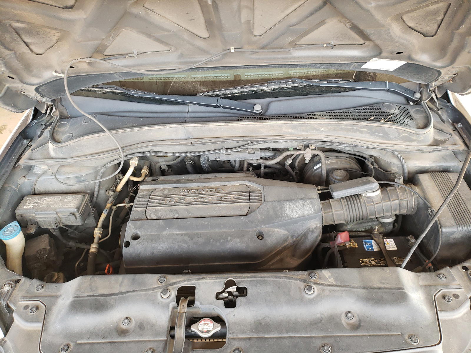 Photo 7 from auction – 2004 HONDA PILOT EXL with VIN 2HKYF18574H554135