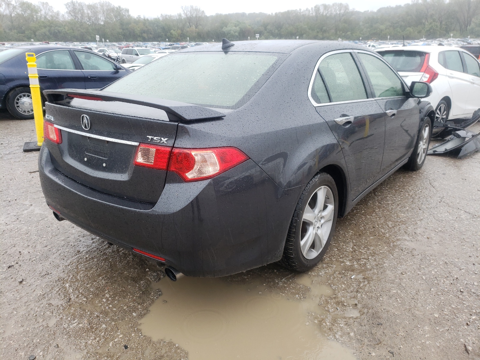 Photo 4 from auction – 2013 ACURA TSX with VIN JH4CU2F49DC000914