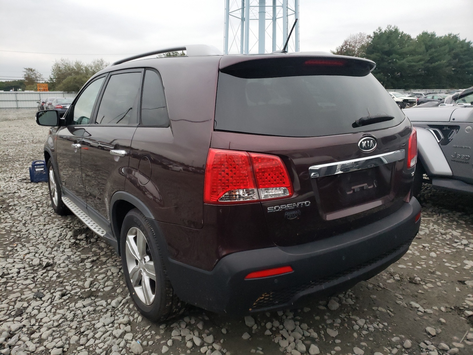 Photo 3 from auction – 2012 KIA SORENTO EX with VIN 5XYKU4A62CG219631