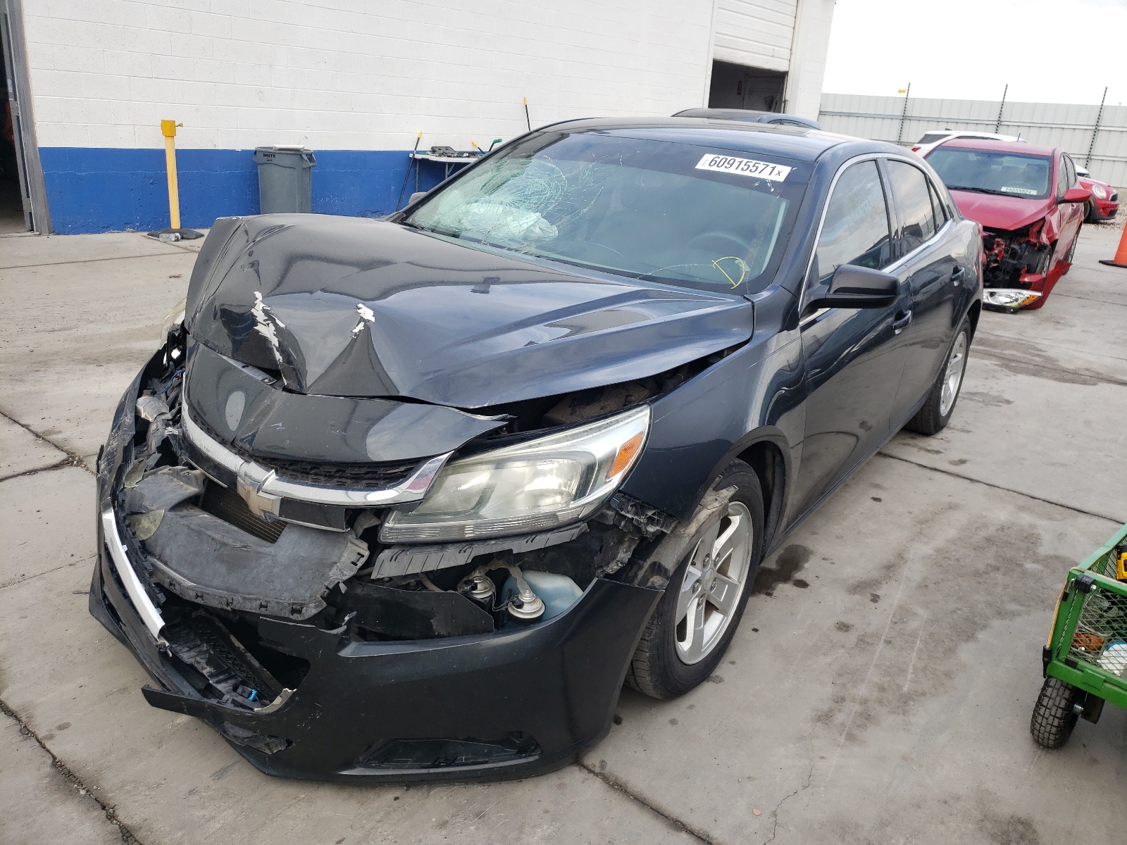 Zdjęcie 2 z aukcji – 2015 CHEVROLET MALIBU LS z VIN 1G11B5SLXFF141501